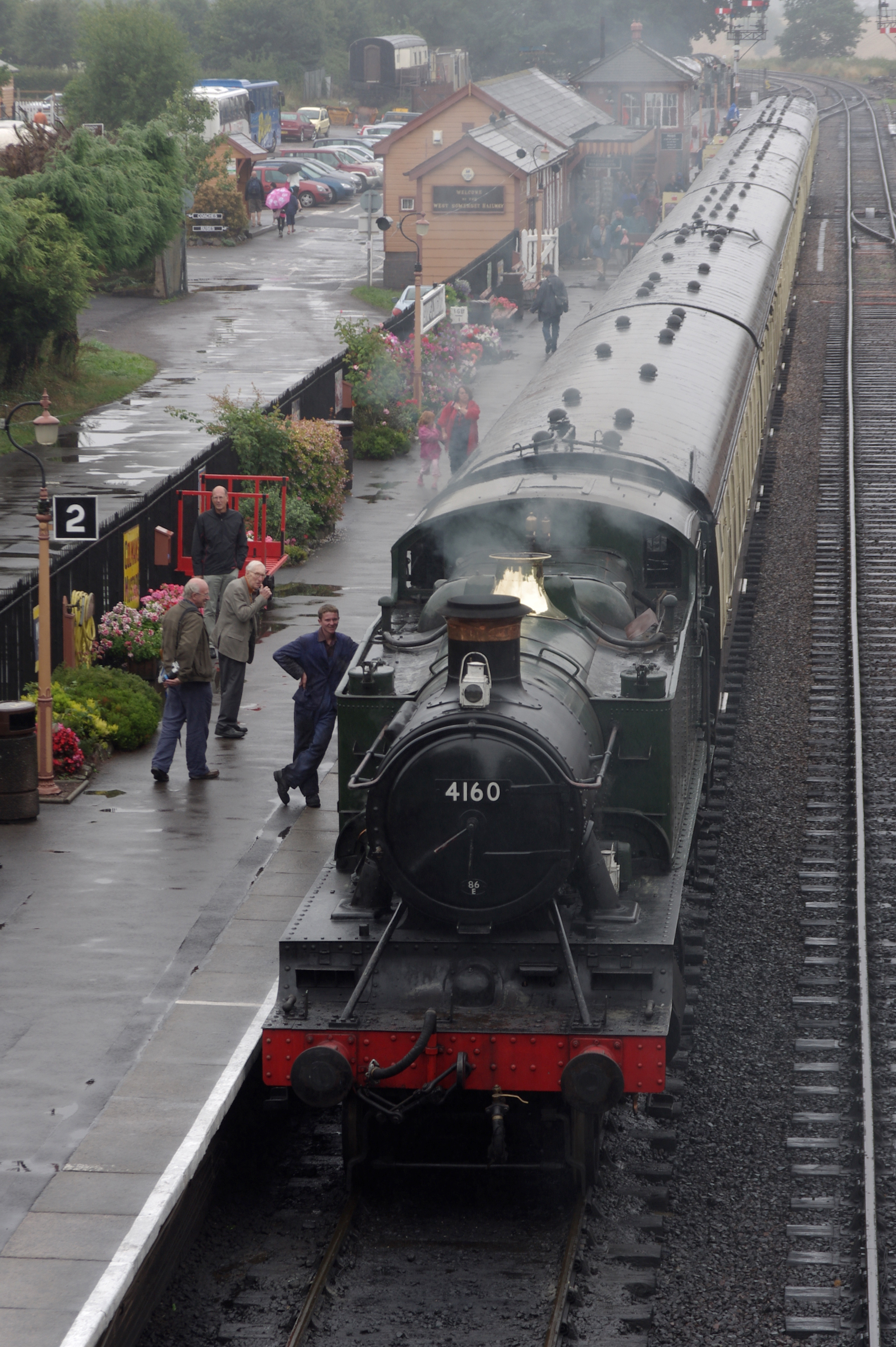 Bishops Lydeard railway station MMB 16 4160