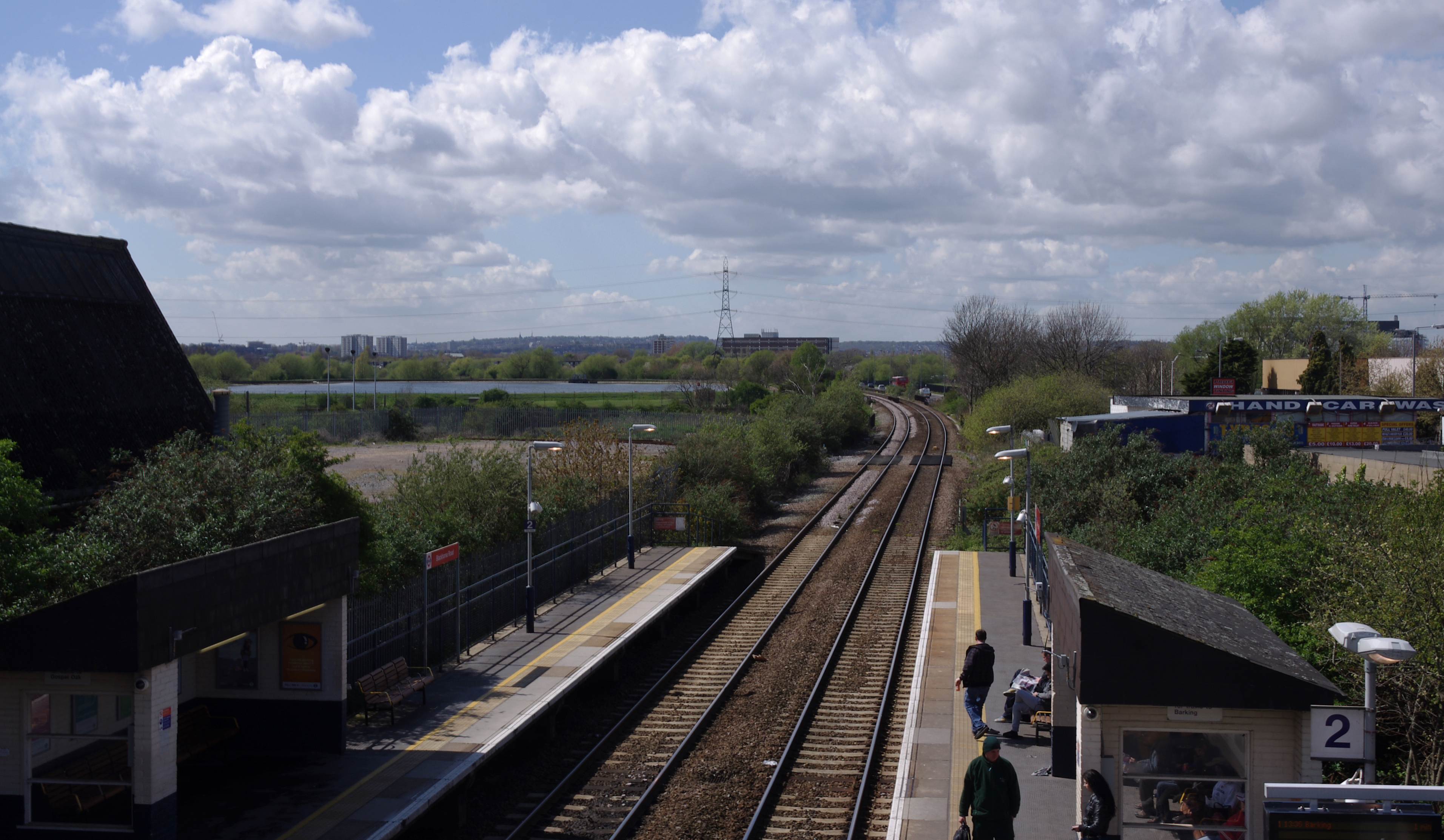 Blackhorse Road station MMB 12