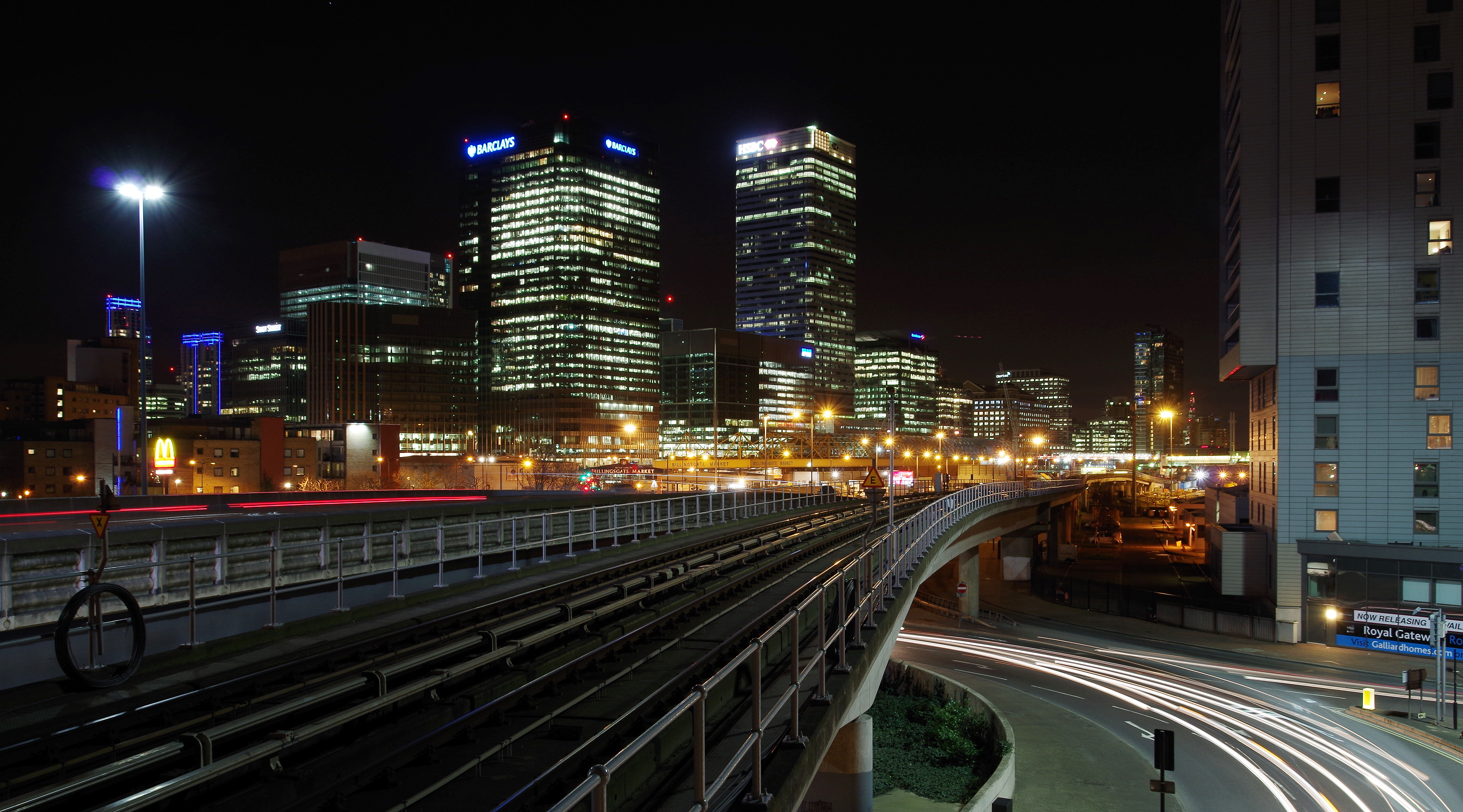 Blackwall DLR station MMB 06