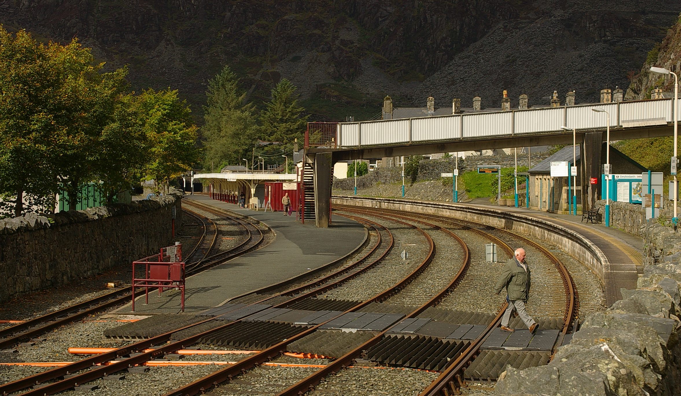Blaenau Ffestiniog railway station MMB 02
