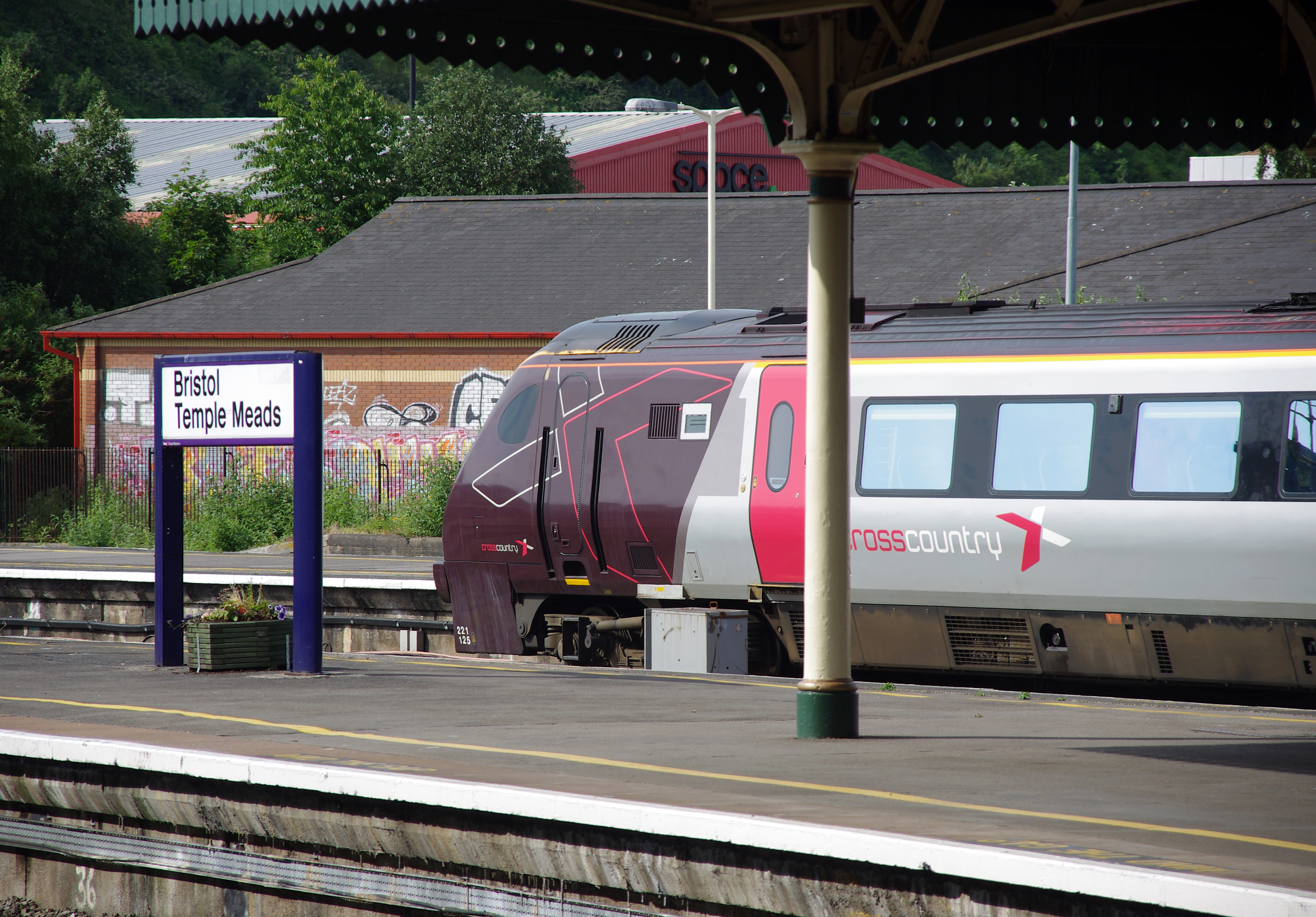 Bristol Temple Meads railway station MMB 54 221125