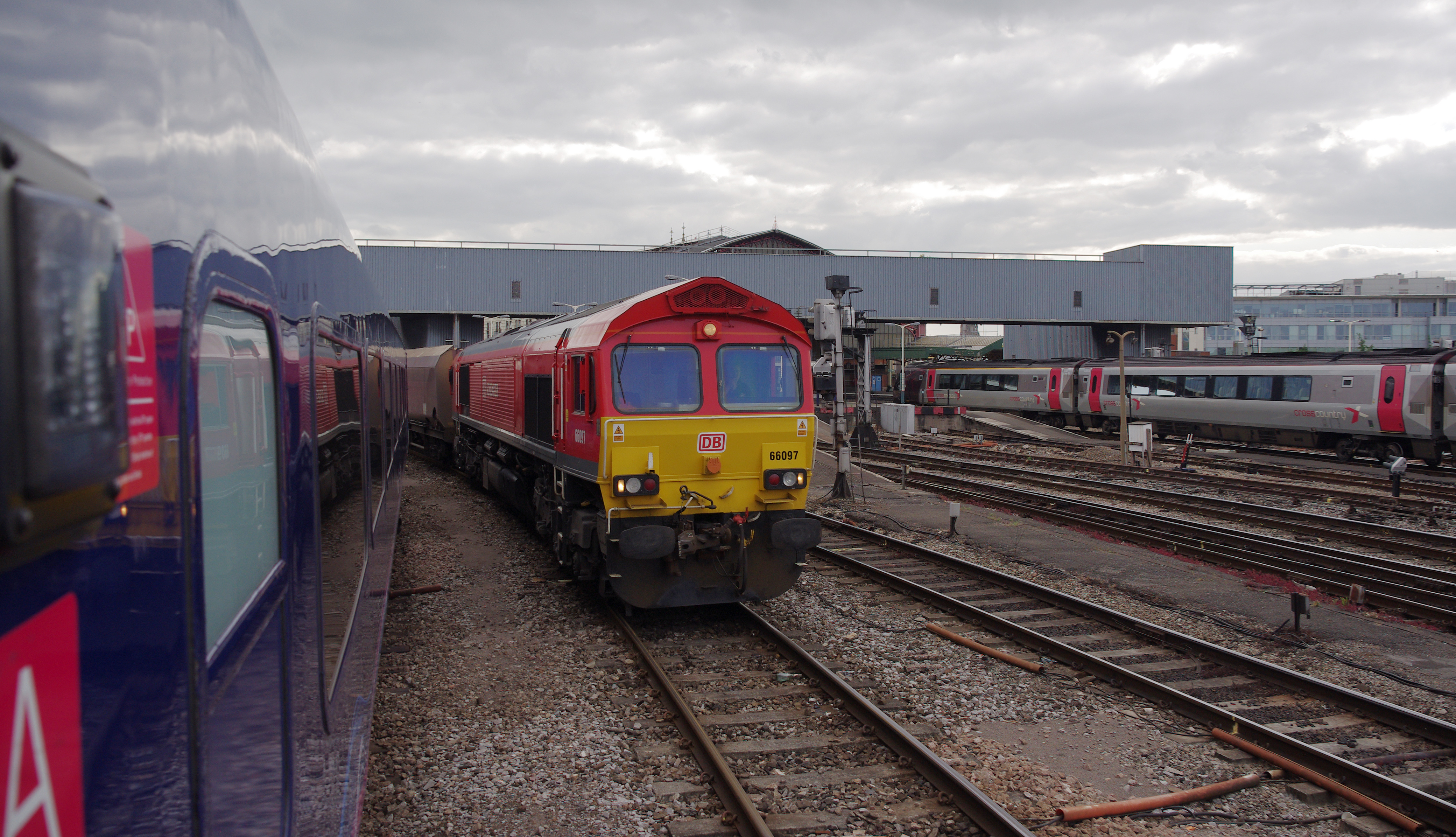 Bristol Temple Meads railway station MMB A4 66097 220030