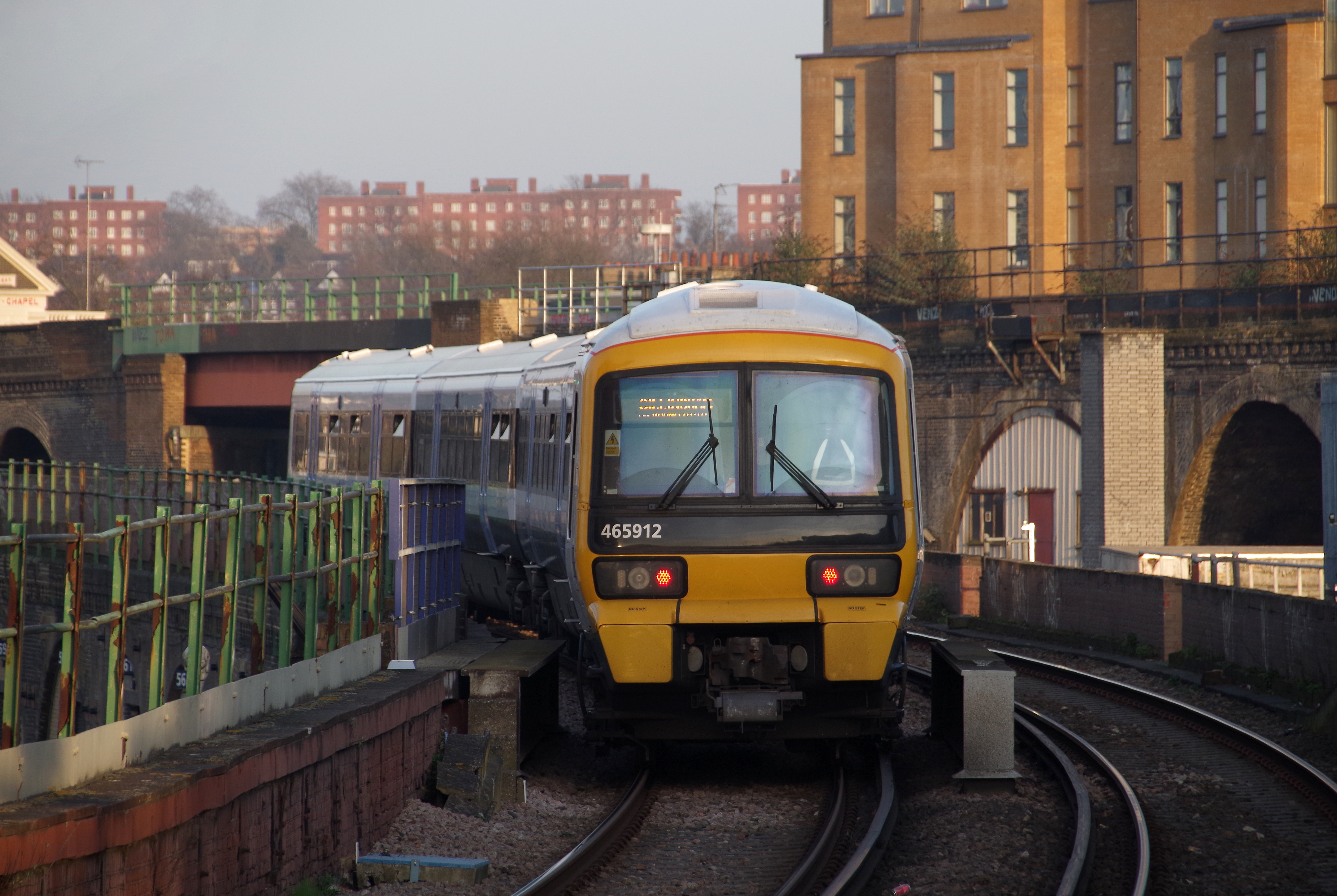 Brixton railway station MMB 06 465912