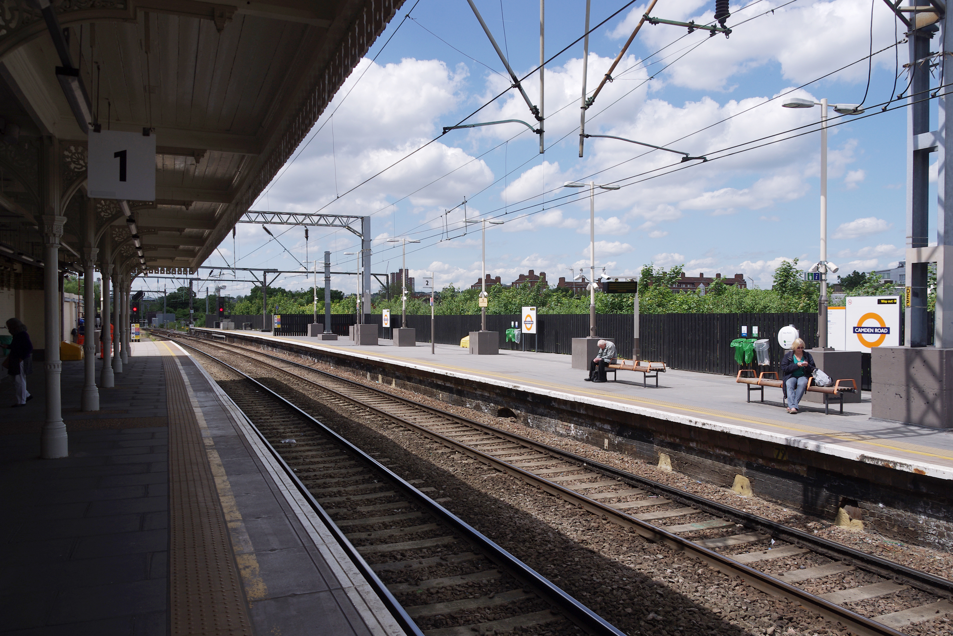 Camden Road railway station MMB 06