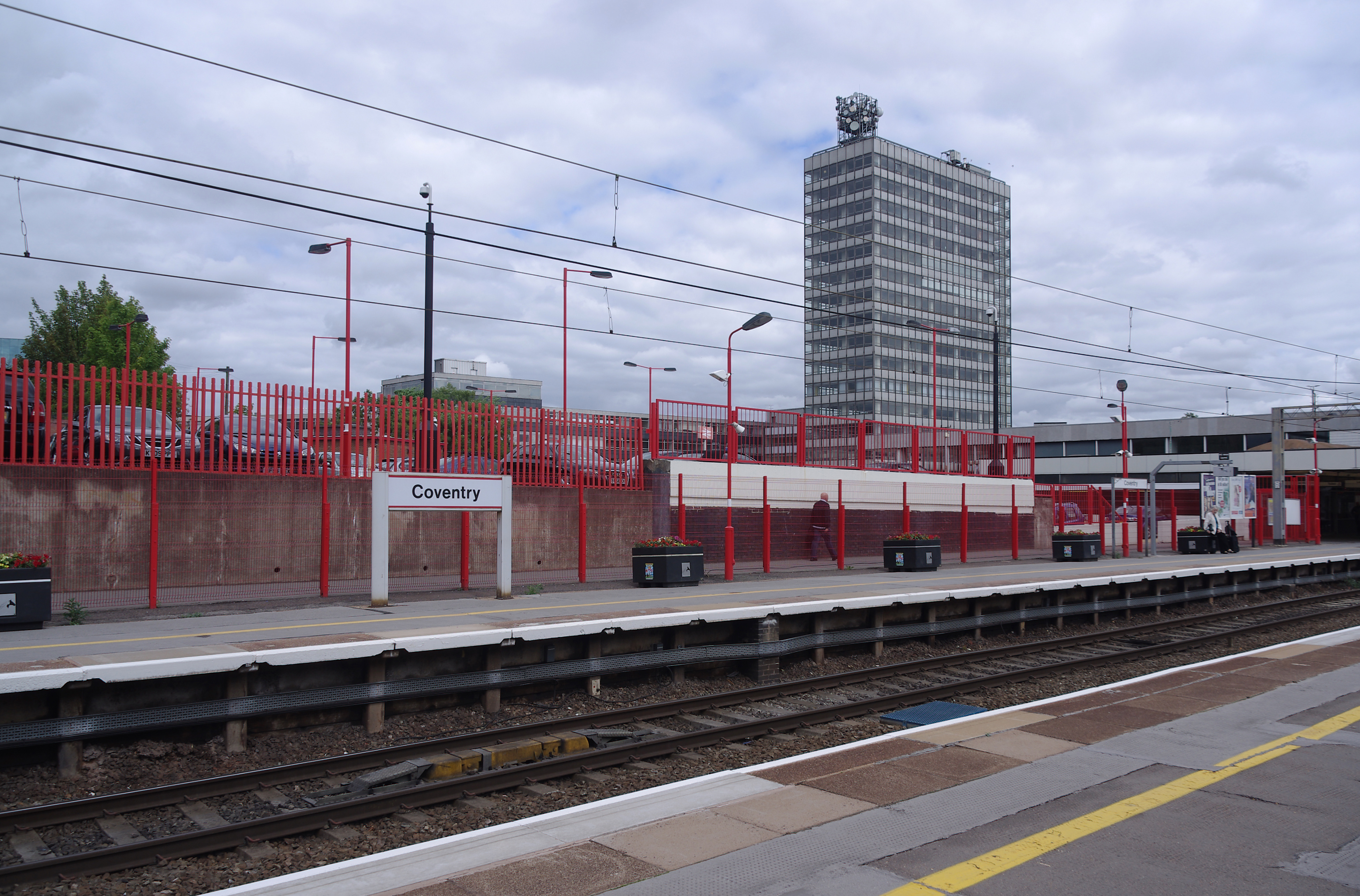 Coventry railway station MMB 22