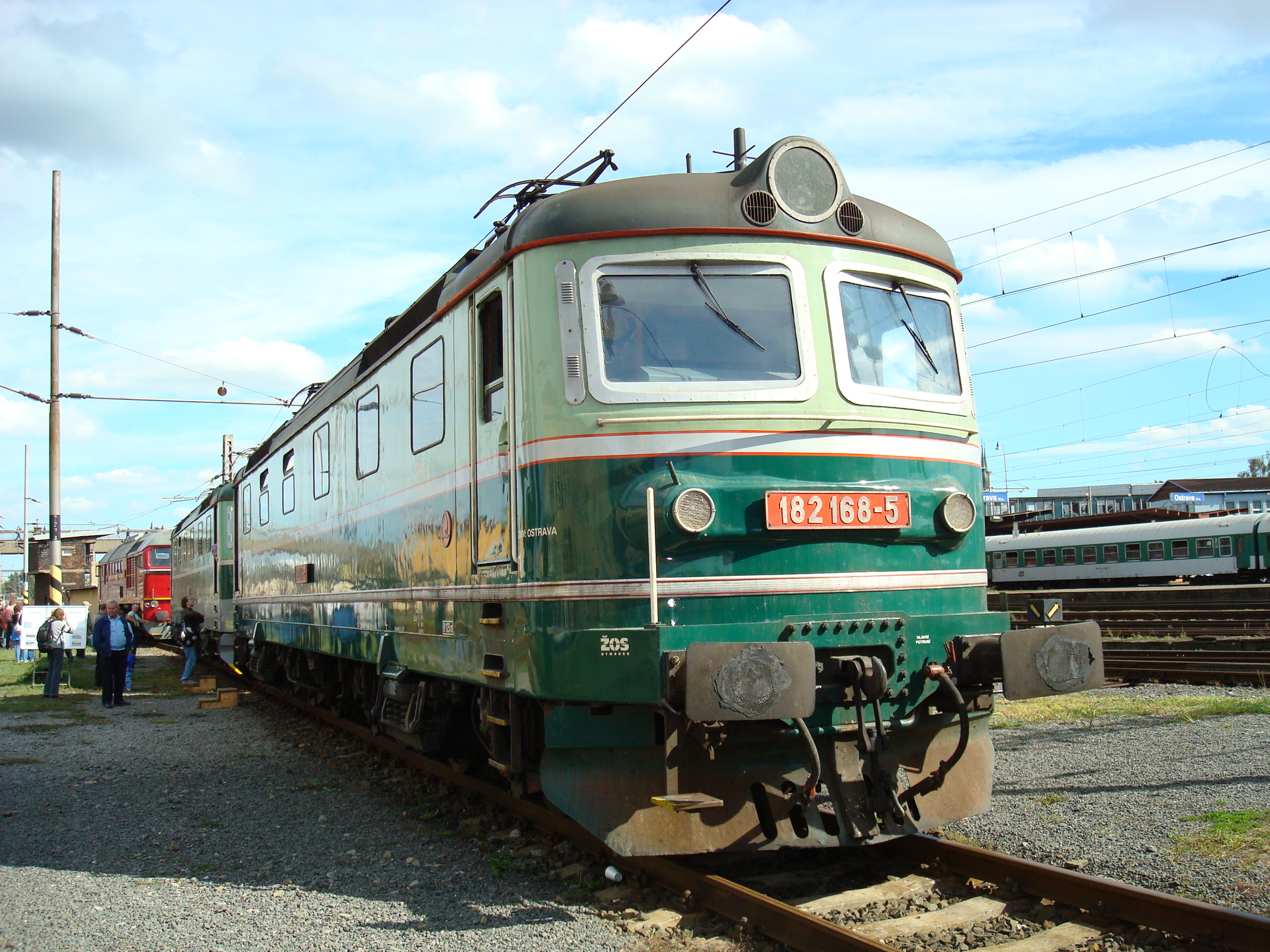 CSD 182 168-5