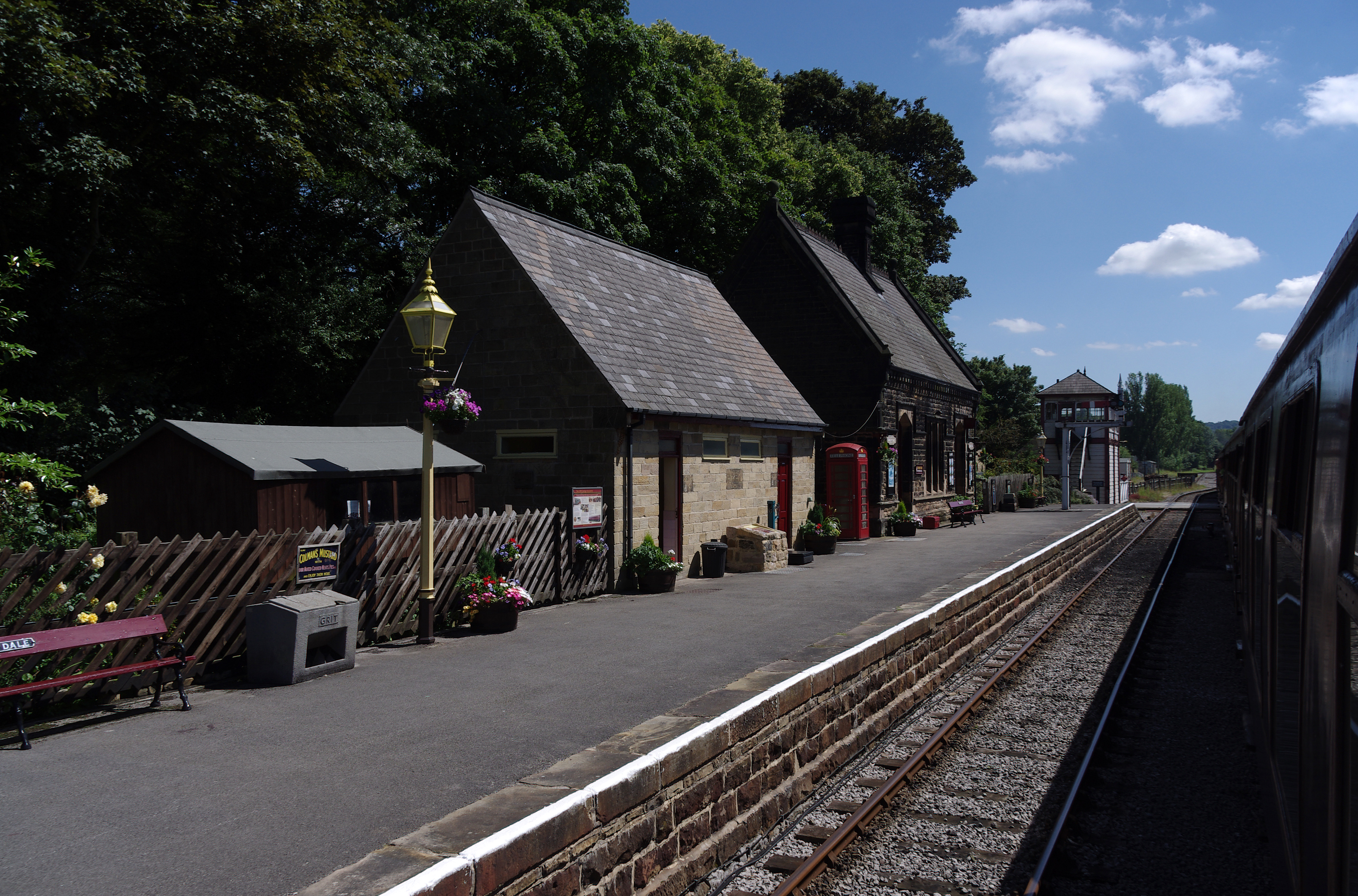 Darley Dale railway station MMB 02