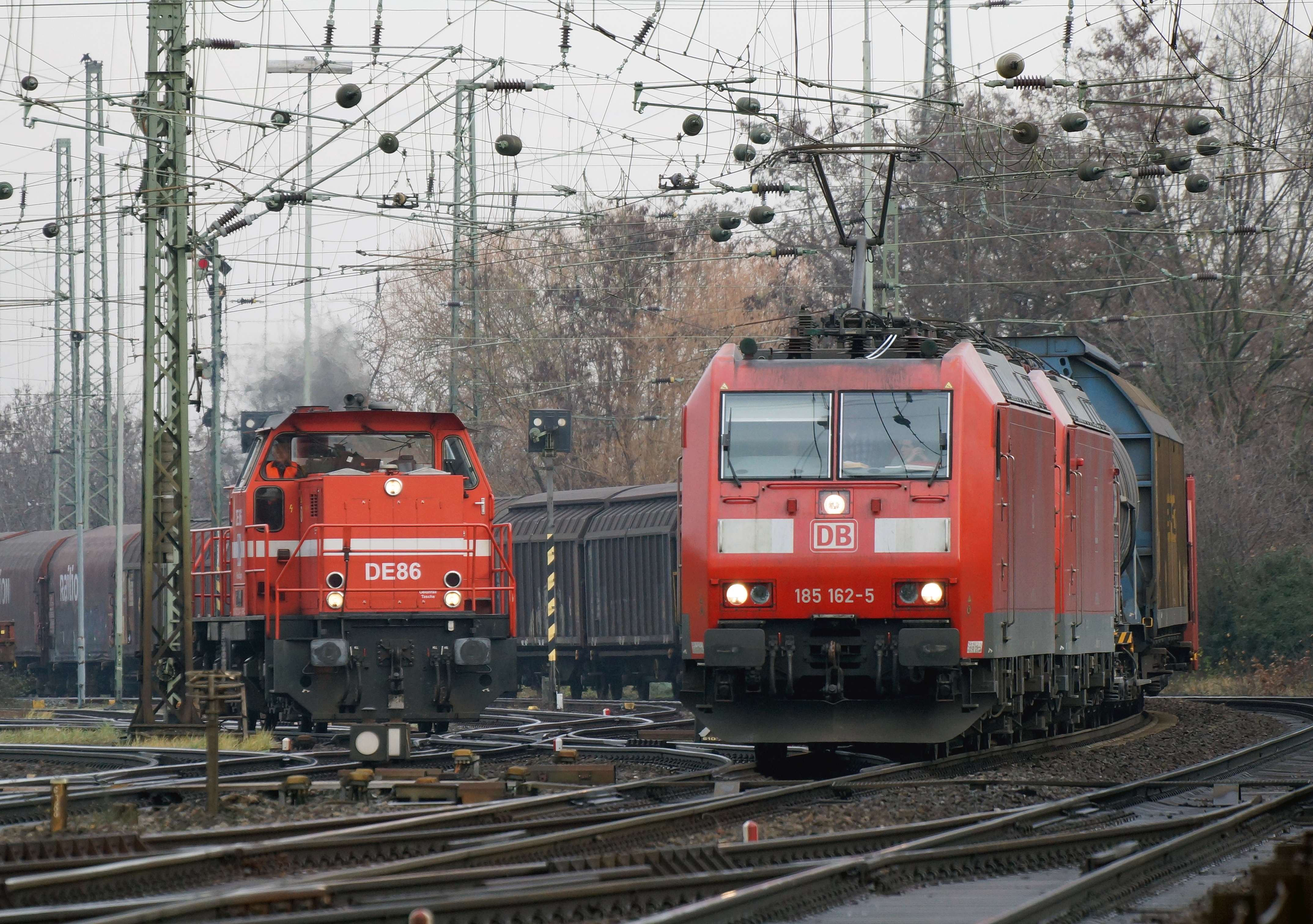 DE 86 + 185 162-5 Köln-Kalk Nord 2015-12-12