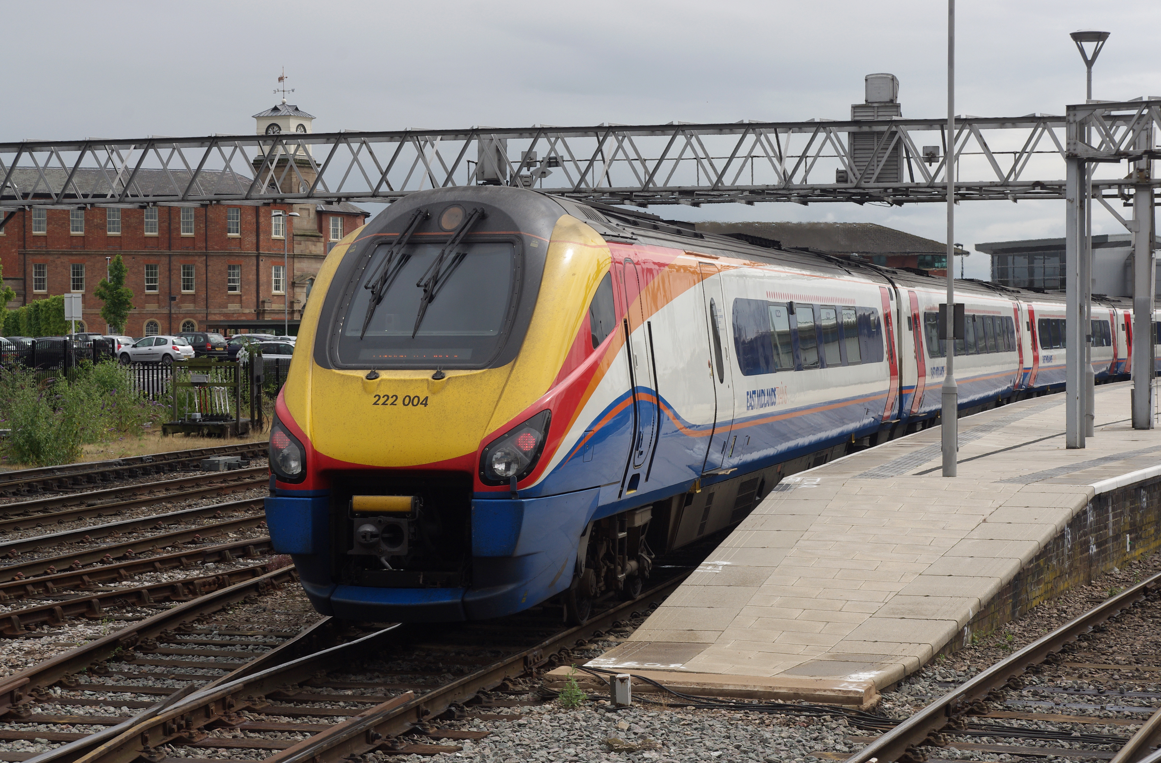 Derby railway station MMB 14 222004