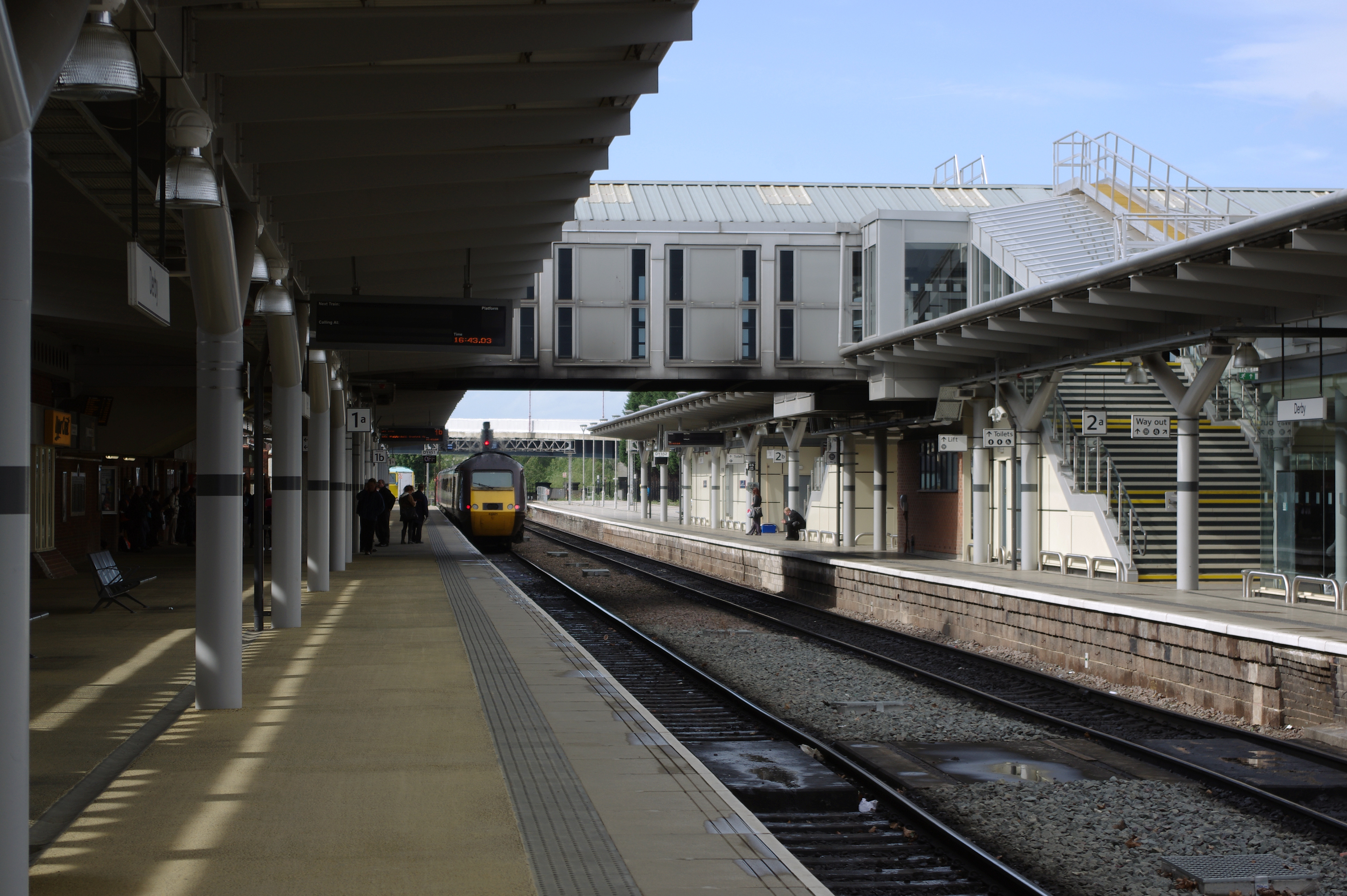 Derby railway station MMB A0 43321