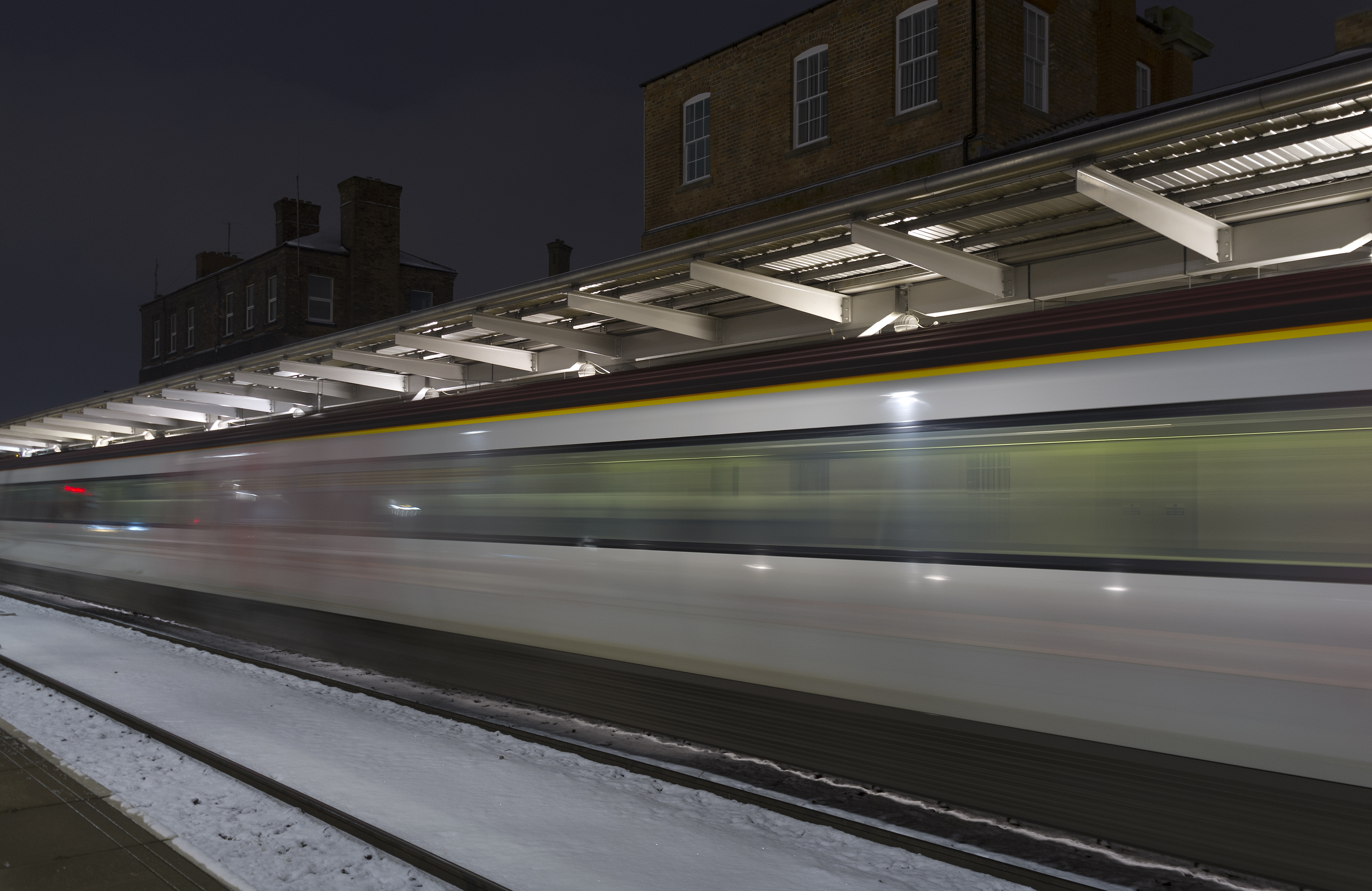 Derby railway station MMB D1 220013