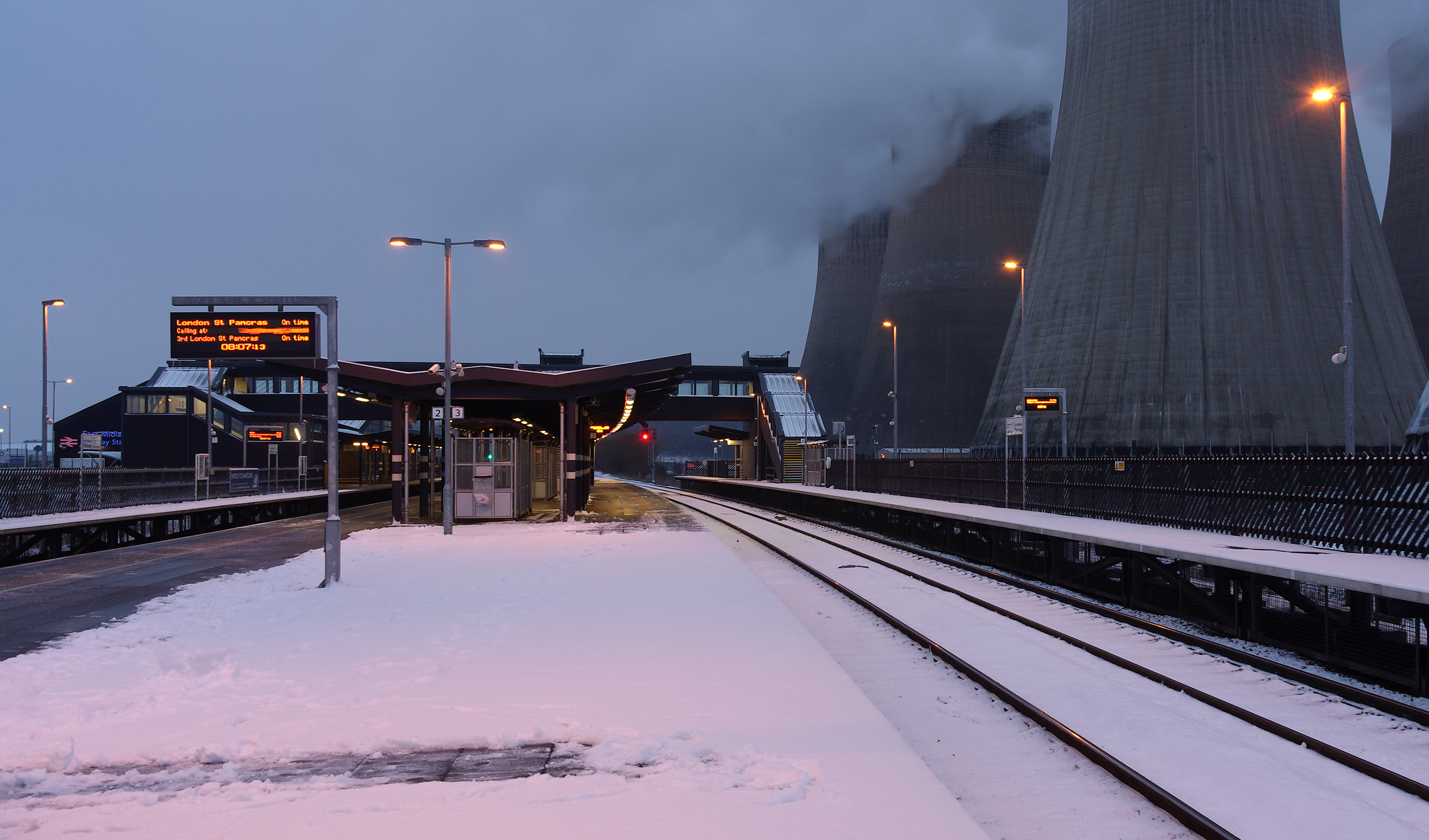 East Midlands Parkway railway station MMB 11