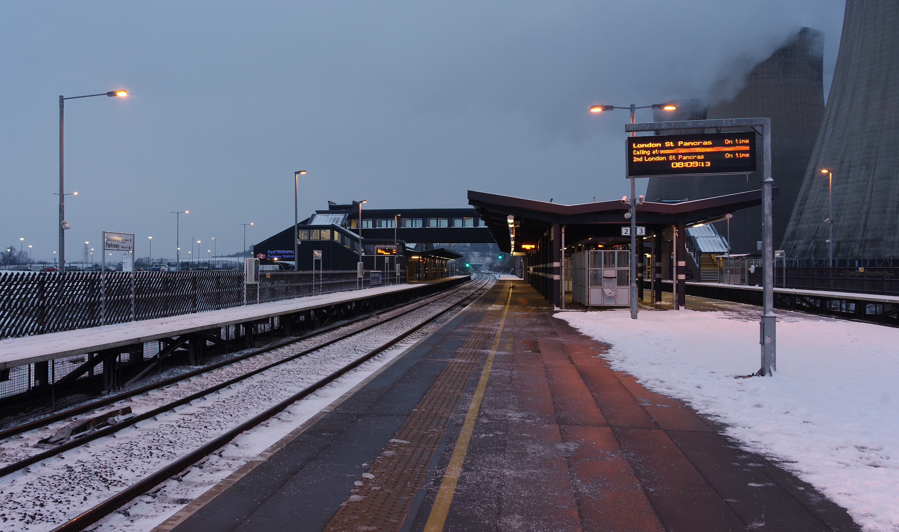 East Midlands Parkway railway station MMB 12