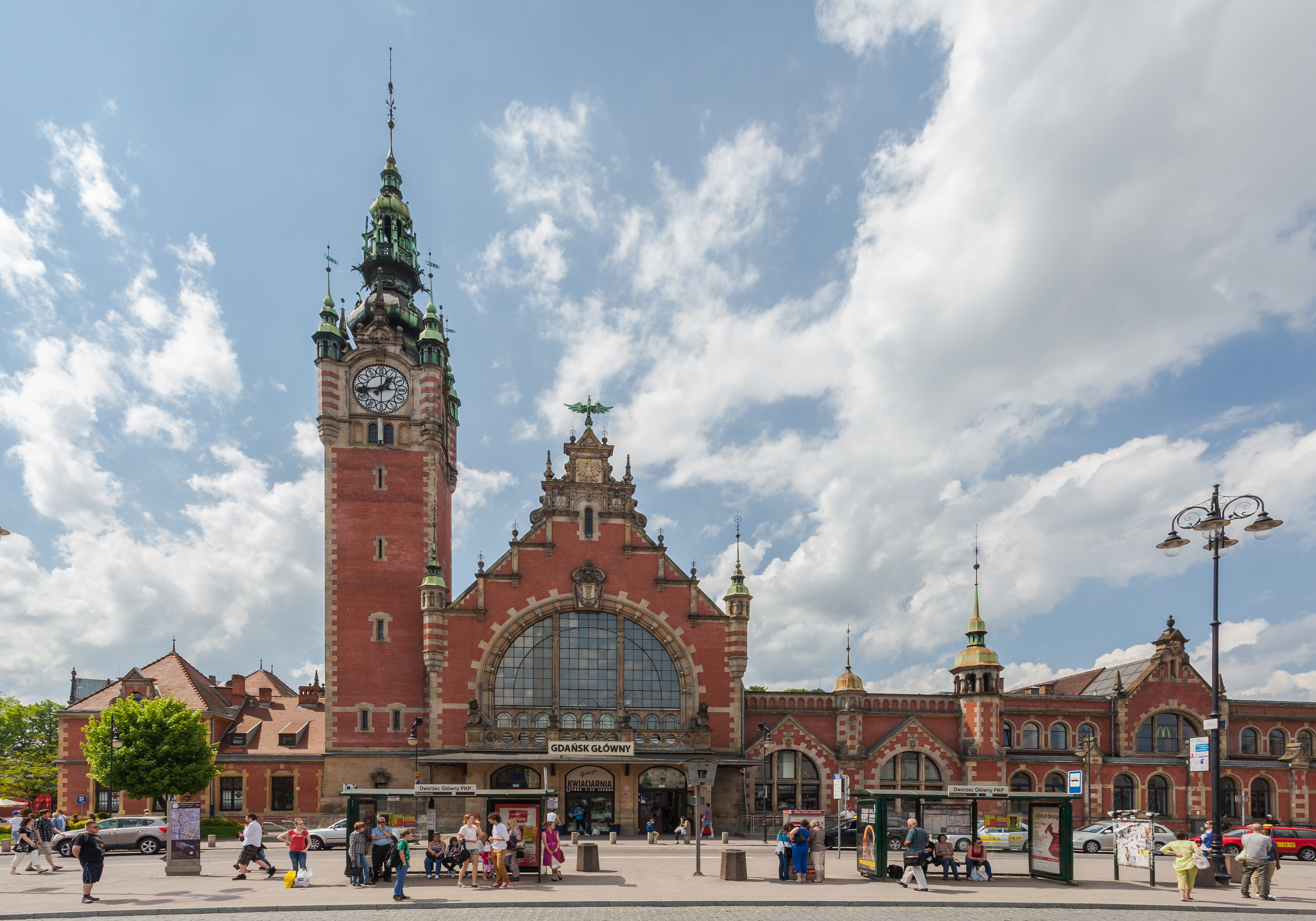 Estación de FFCC, Gdansk, Polonia, 2013-05-20, DD 01