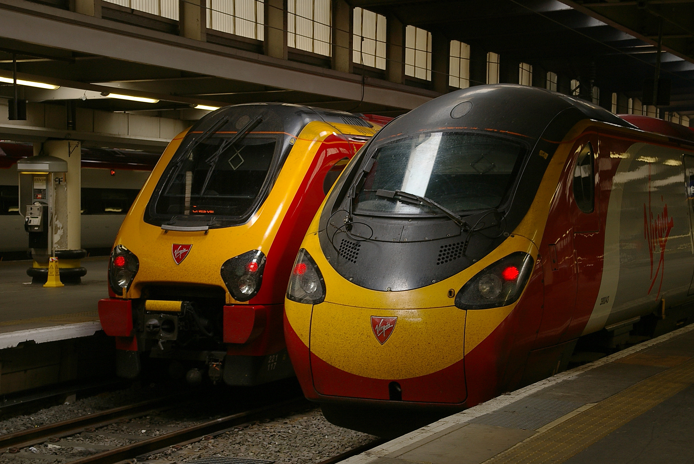 Euston station MMB 17 221117 390043
