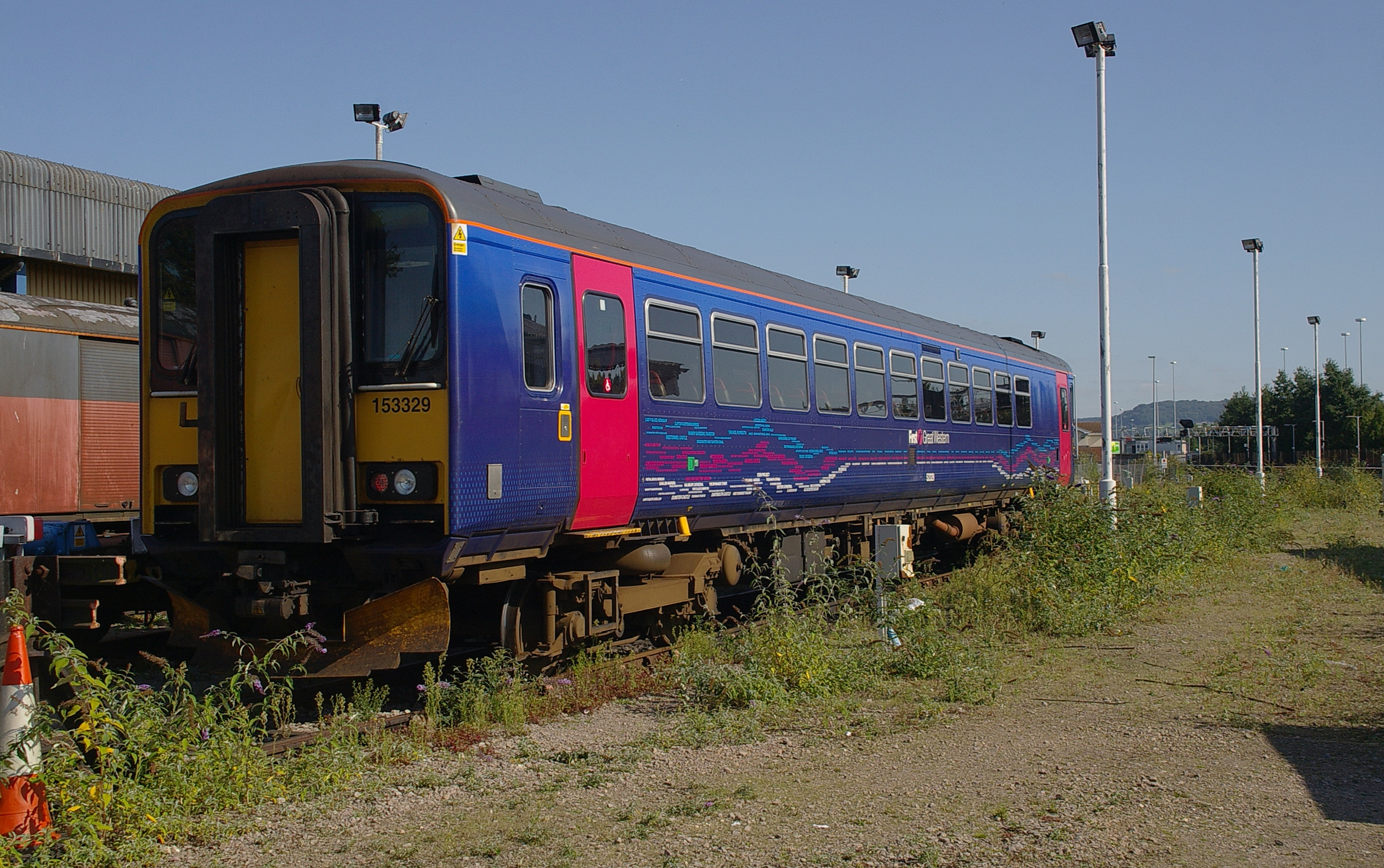 Gloucester railway station MMB 10 153329