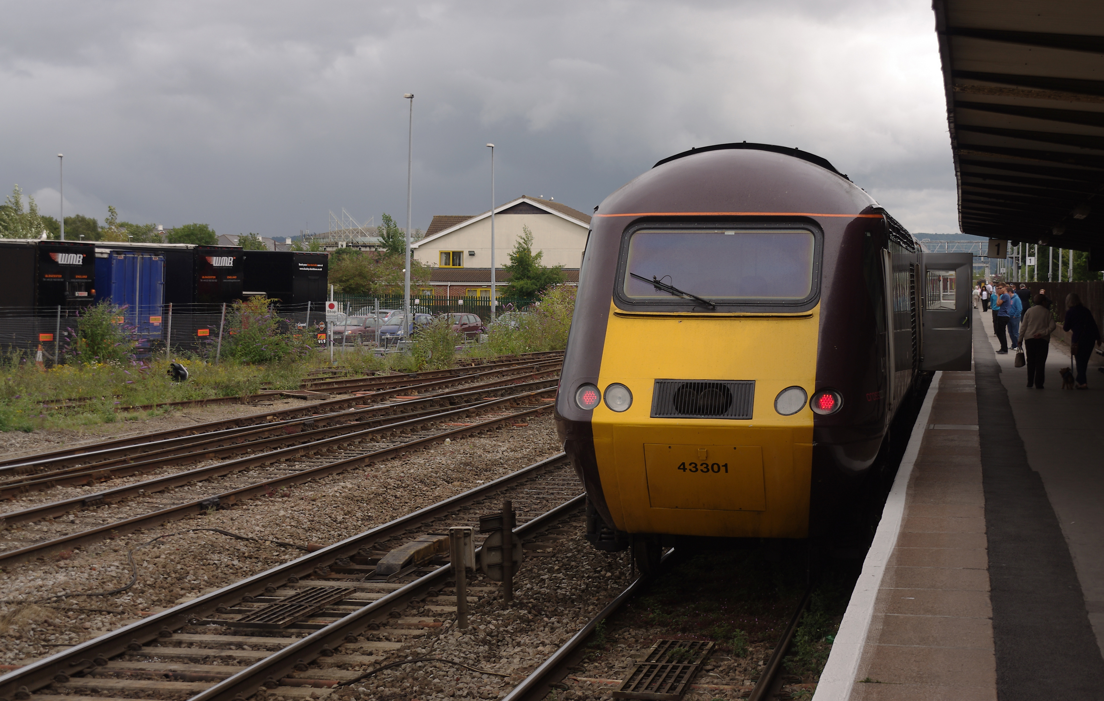 Gloucester railway station MMB 34 43301