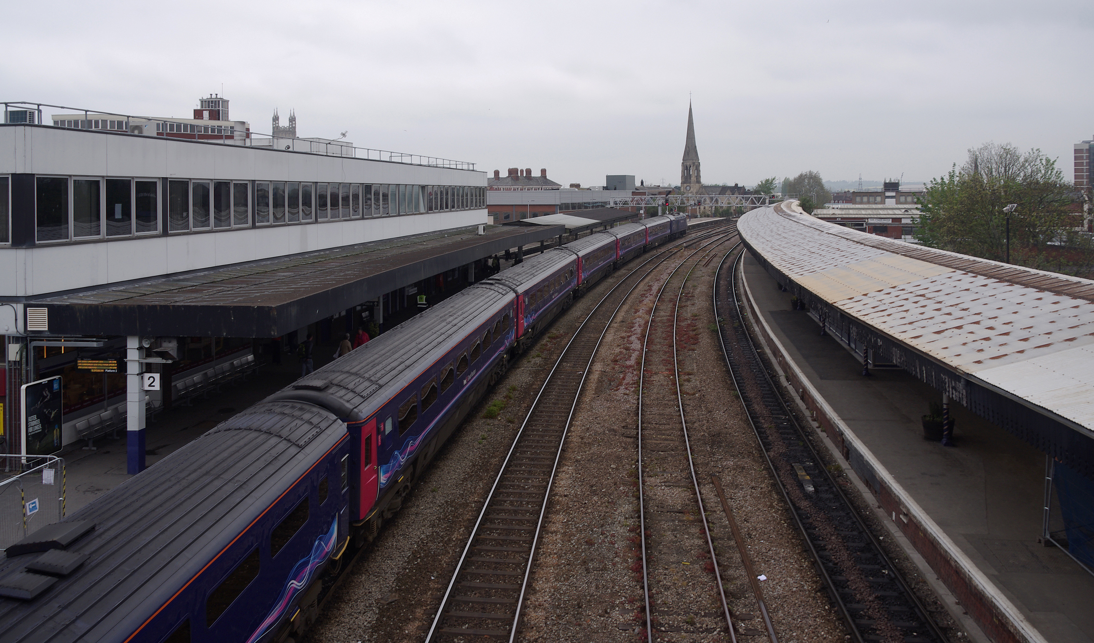 Gloucester railway station MMB 51 43194