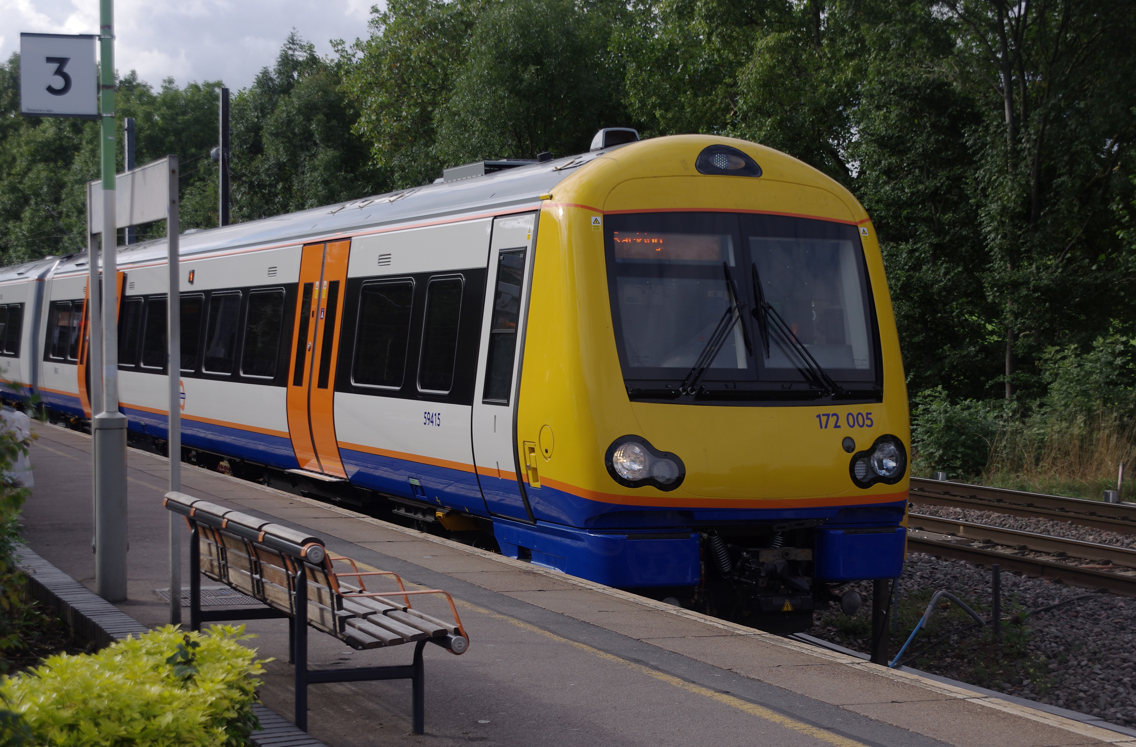 Gospel Oak railway station MMB 04 172005