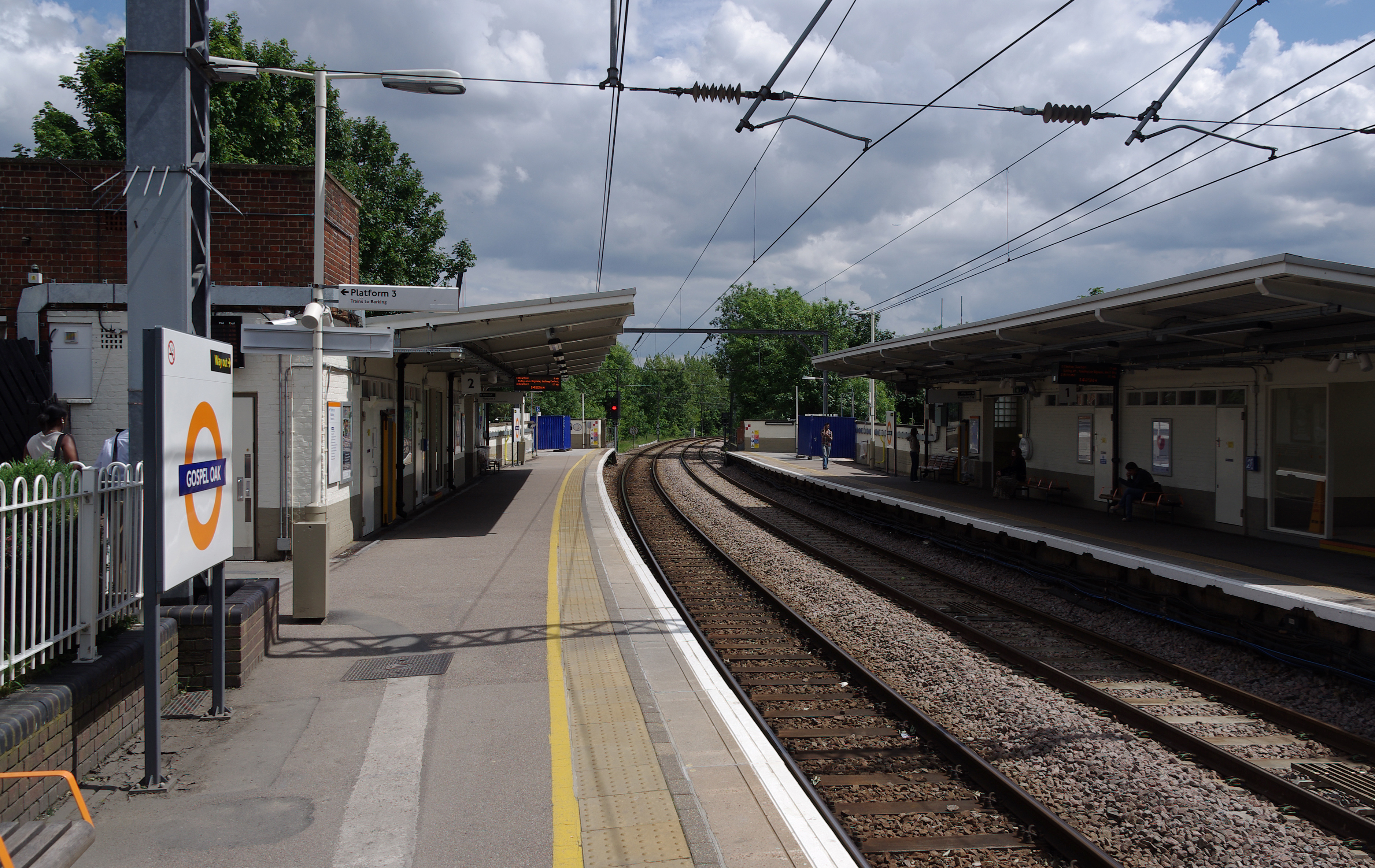 Gospel Oak railway station MMB 17