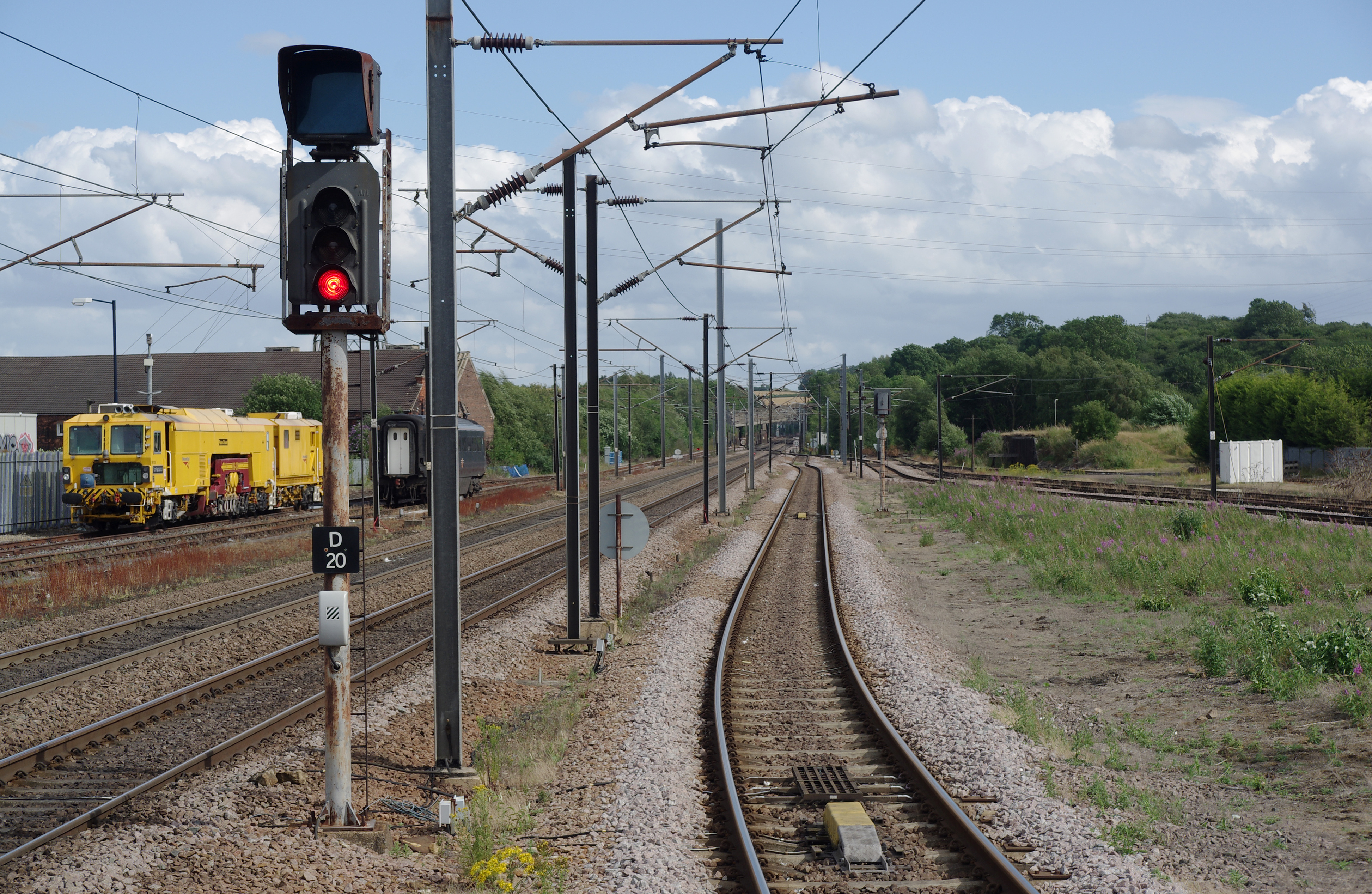Grantham railway station MMB 10