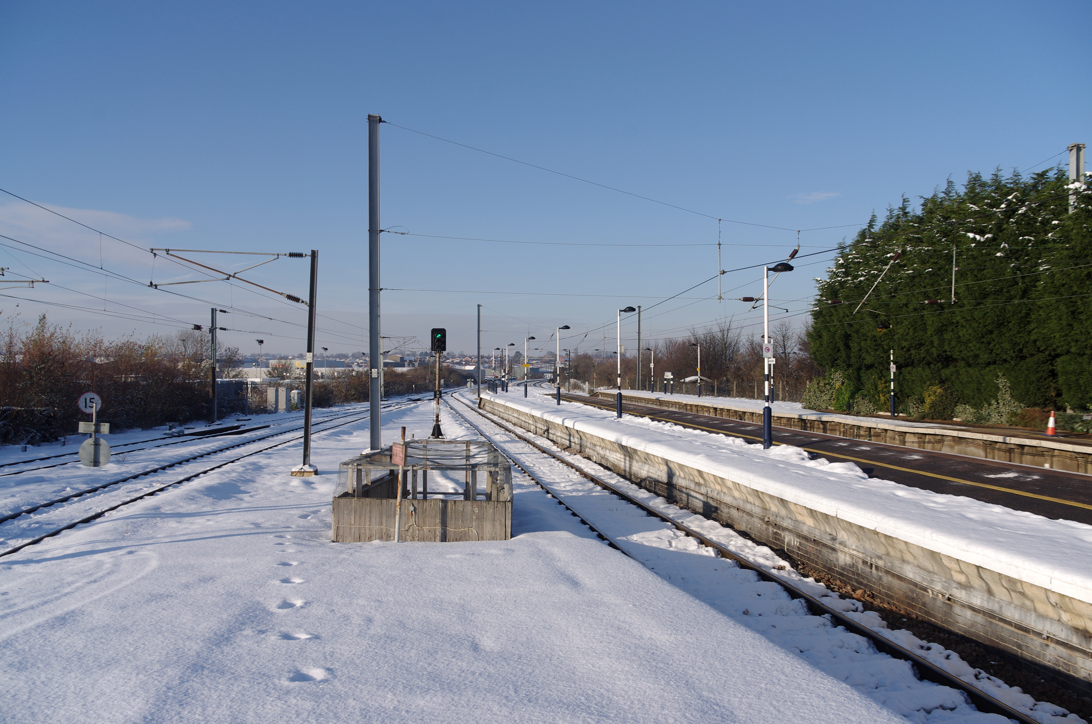 Grantham railway station MMB 25