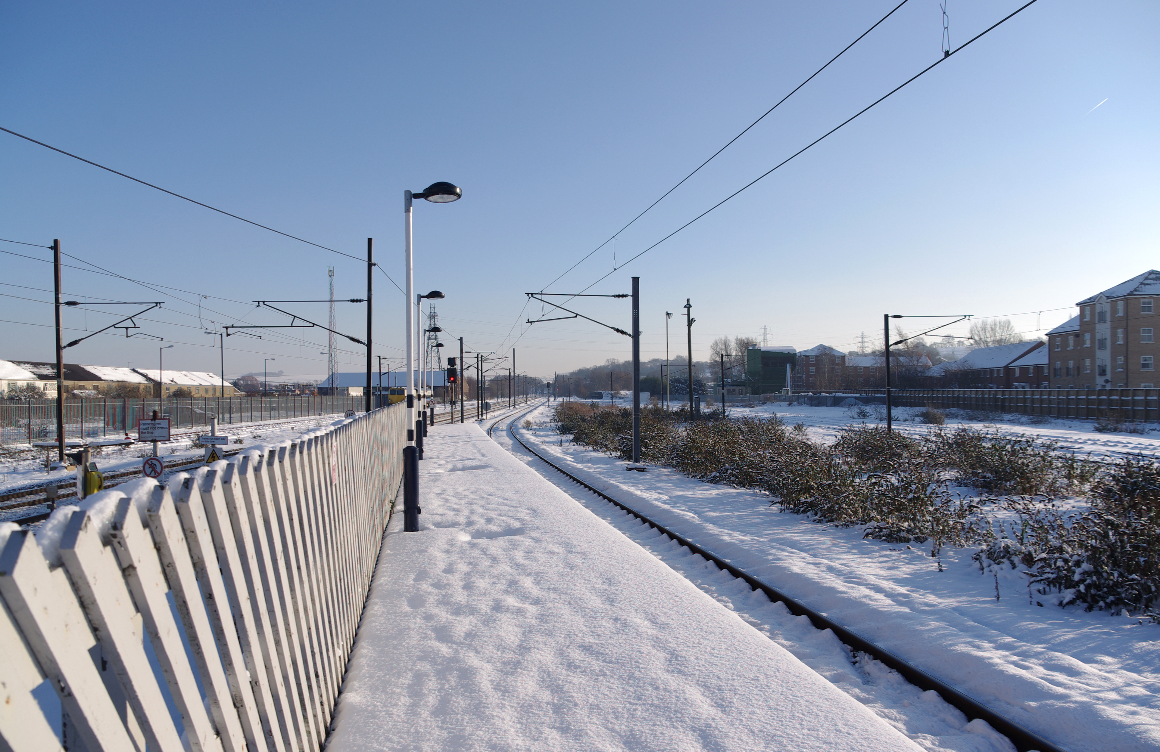 Grantham railway station MMB 35