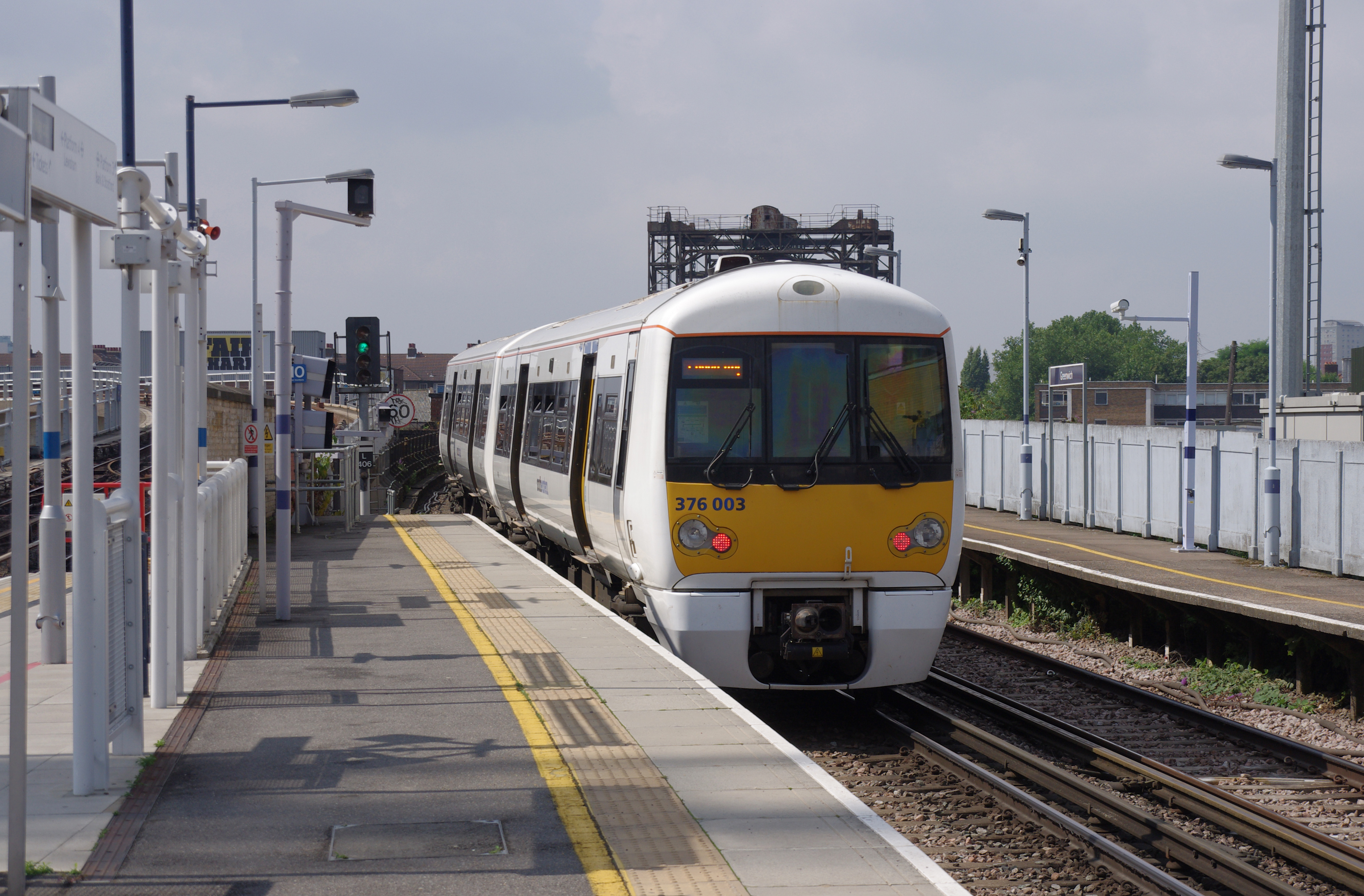 Greenwich station MMB 07 376003