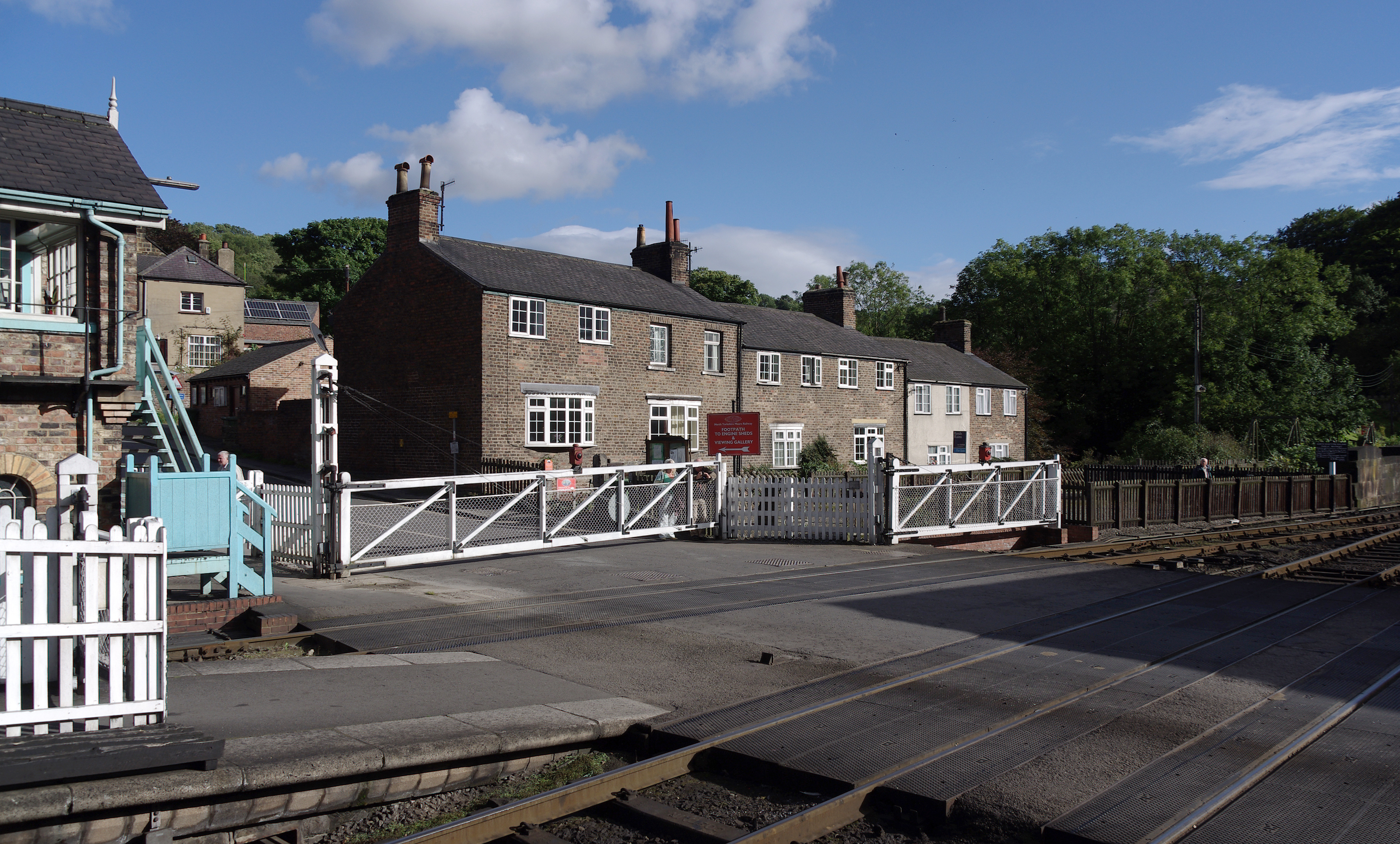 Grosmont railway station MMB 08