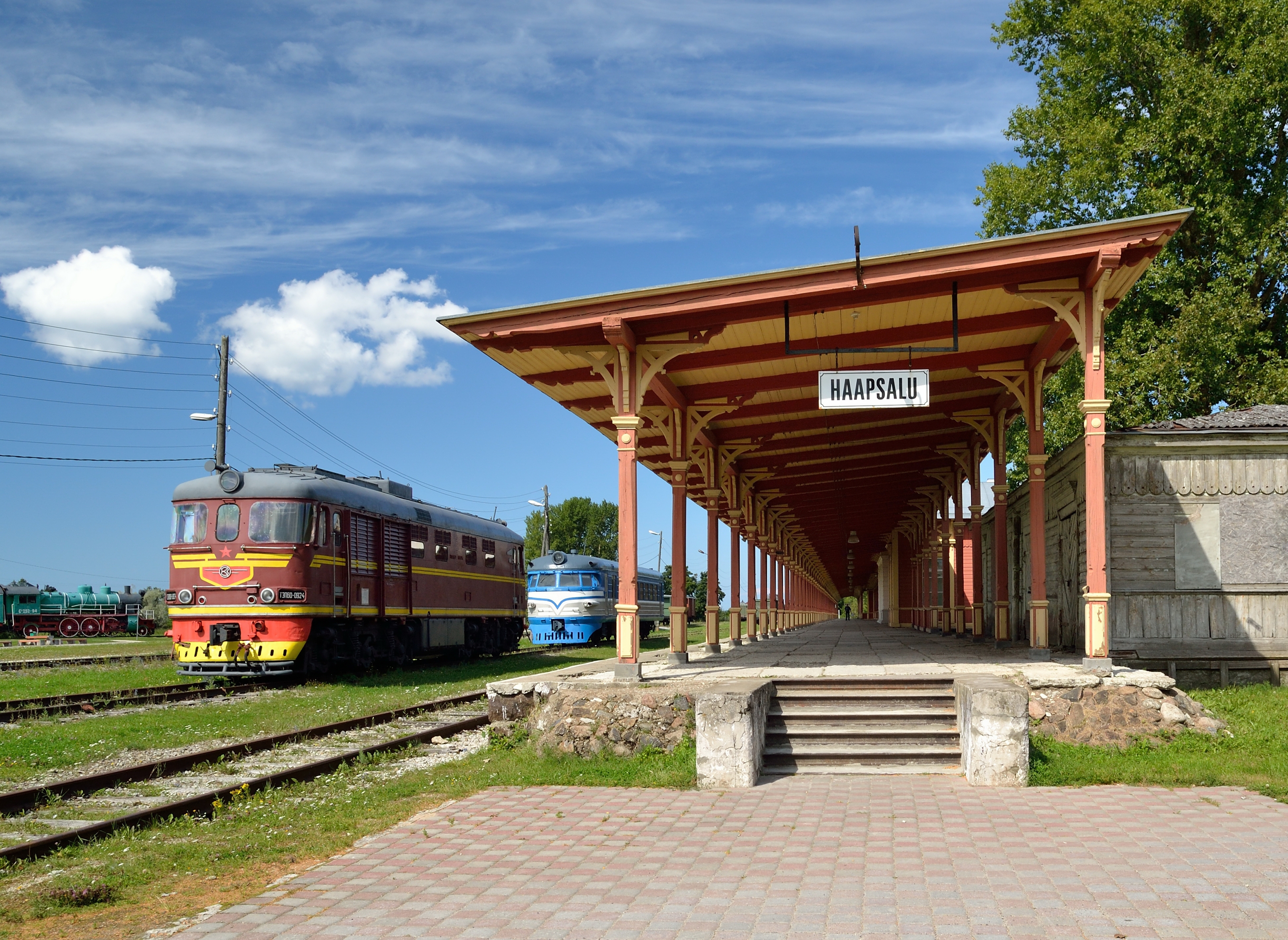 Haapsalu raudteejaama ooteplatvorm