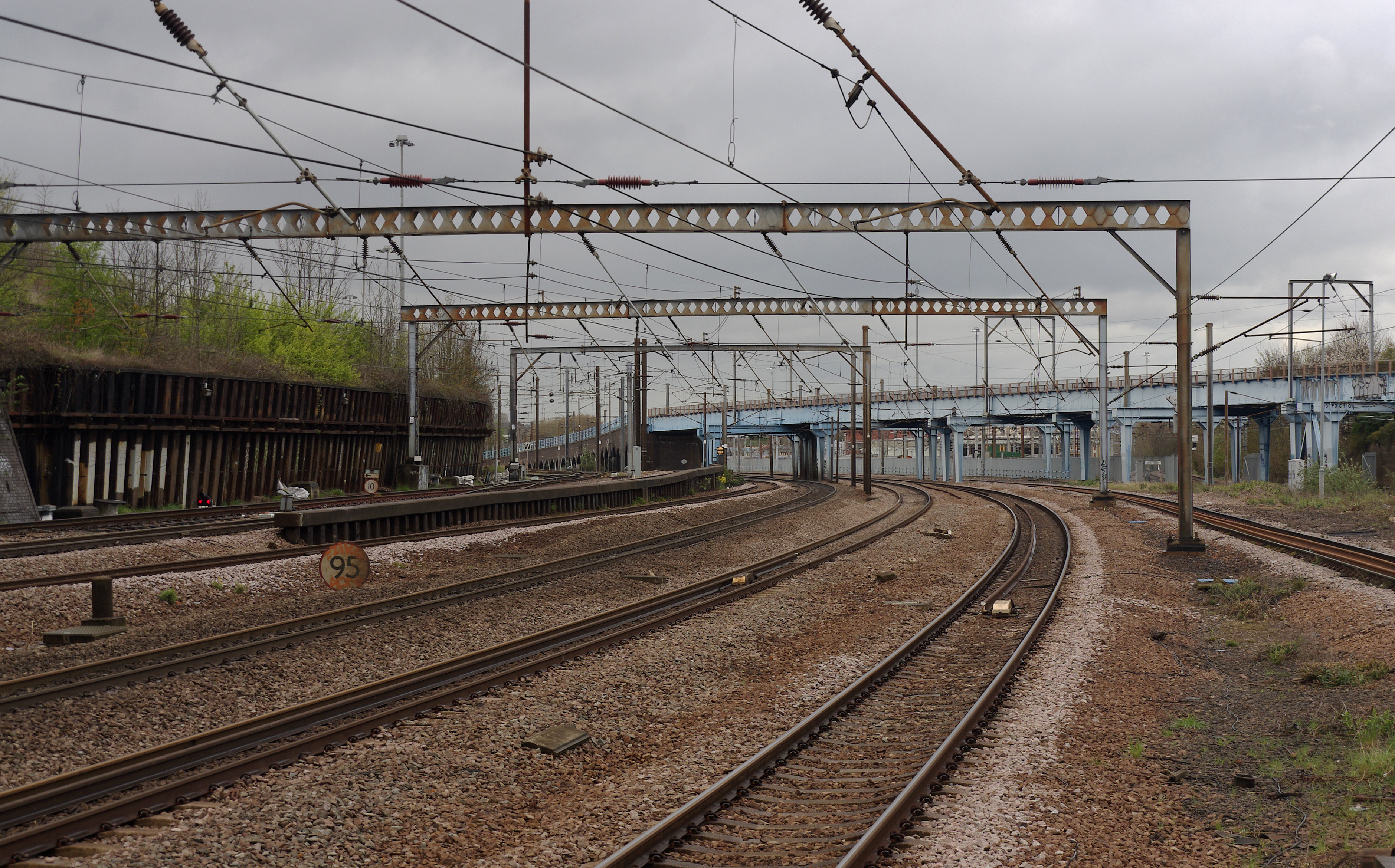Harringay railway station MMB 20