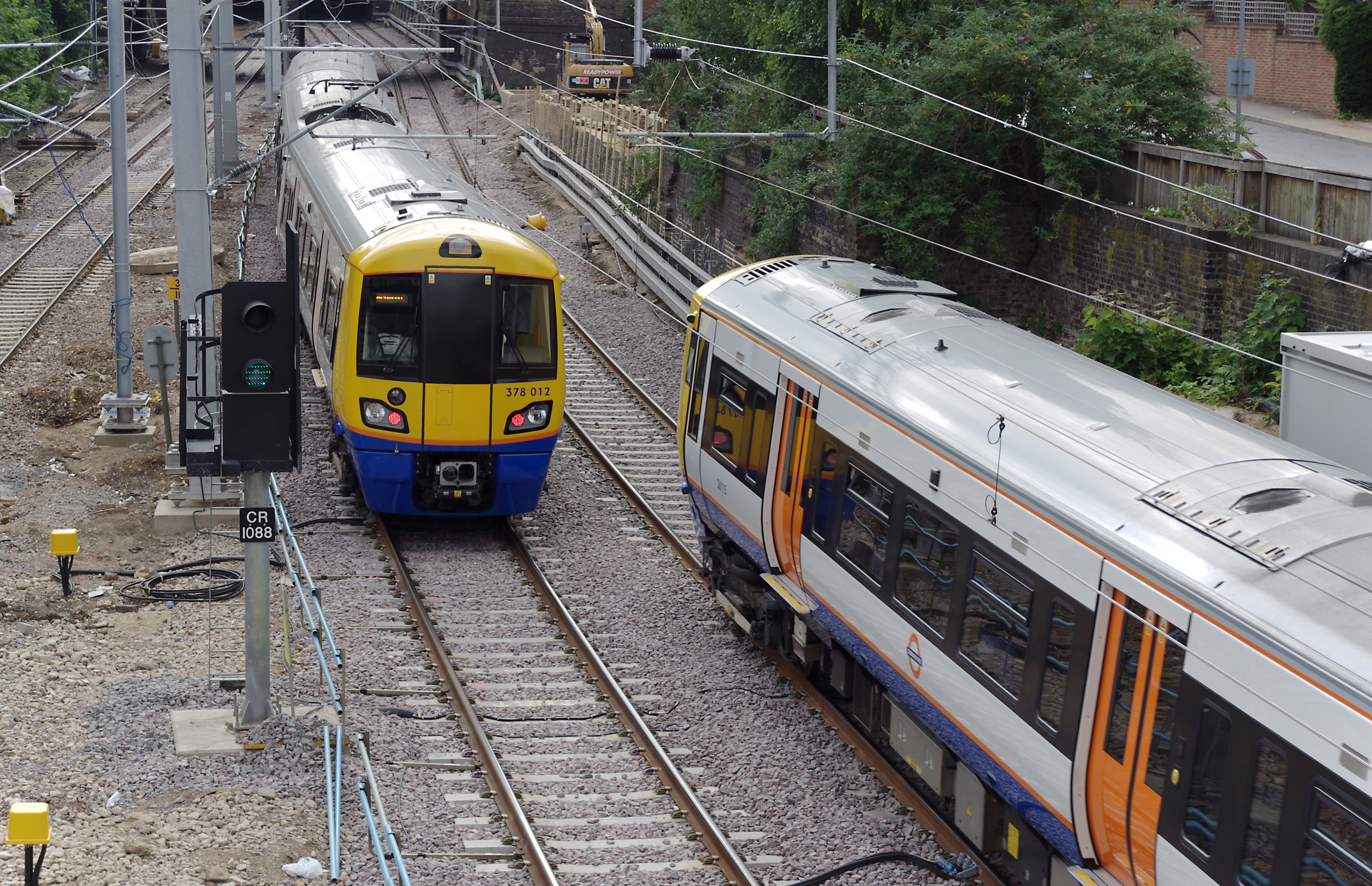 Highbury and Islington station MMB 07 378012 378015