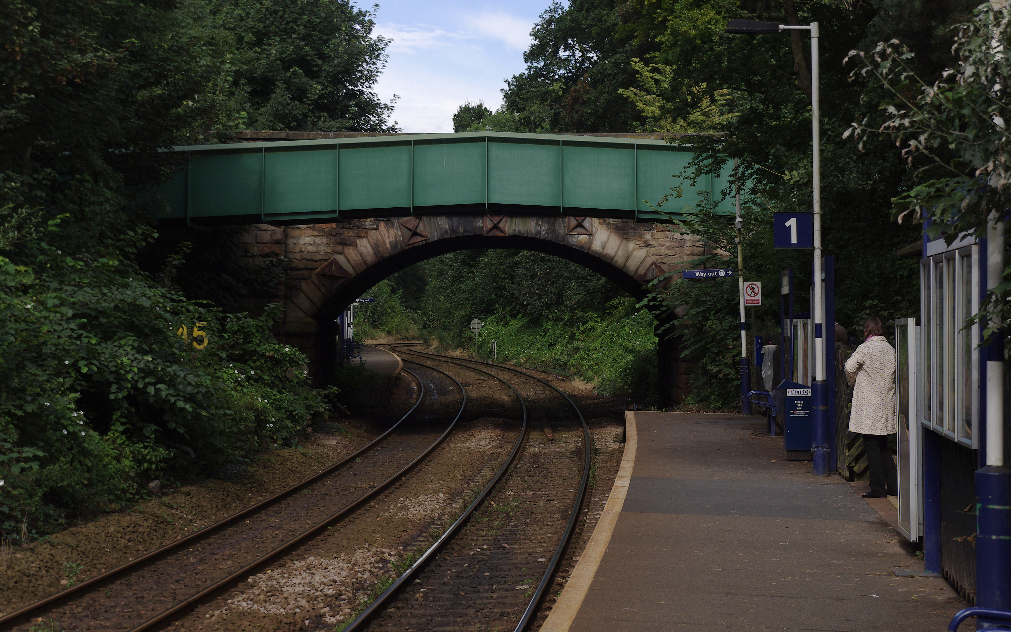 Hornbeam Park railway station MMB 02