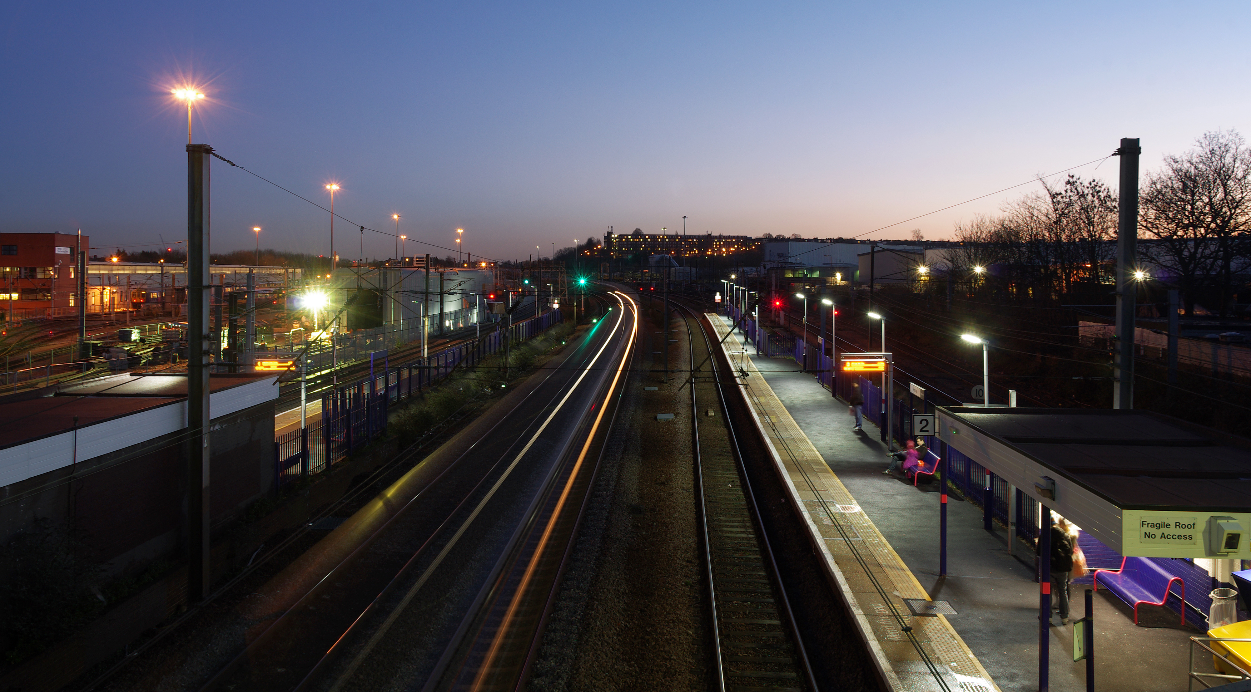 Hornsey railway station MMB 27 365XXX