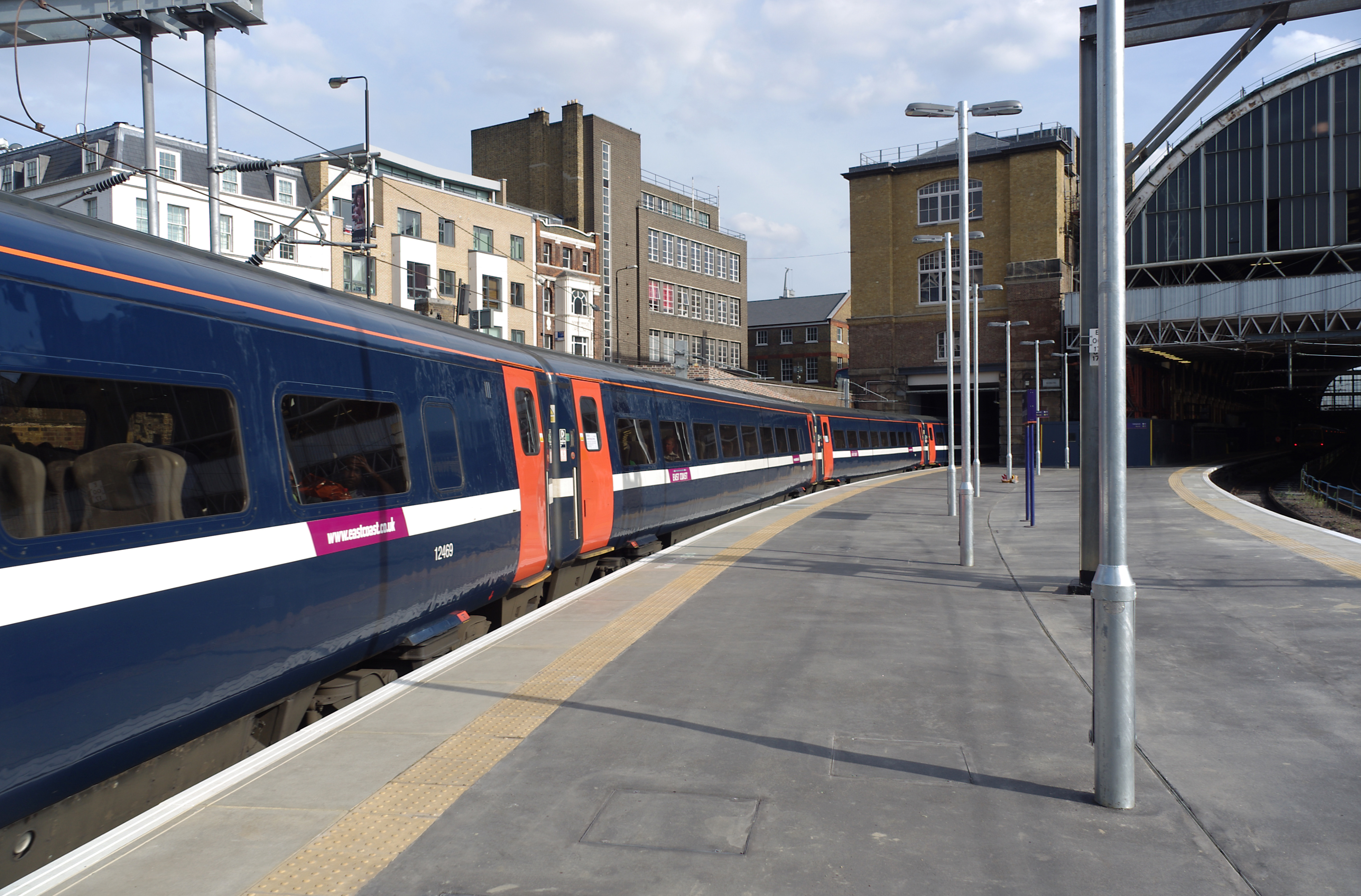 King's Cross railway station MMB 27