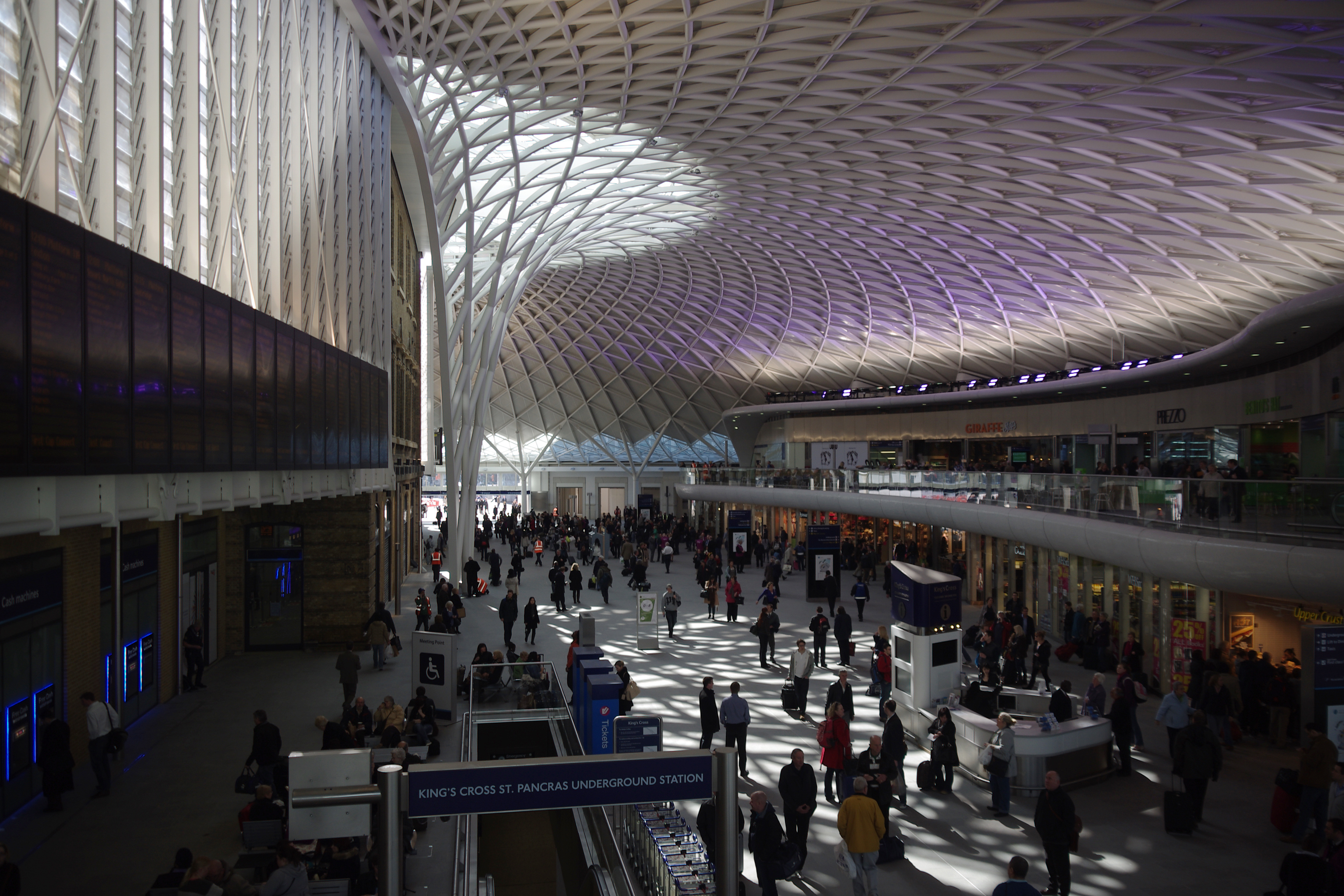 King's Cross railway station MMB 46