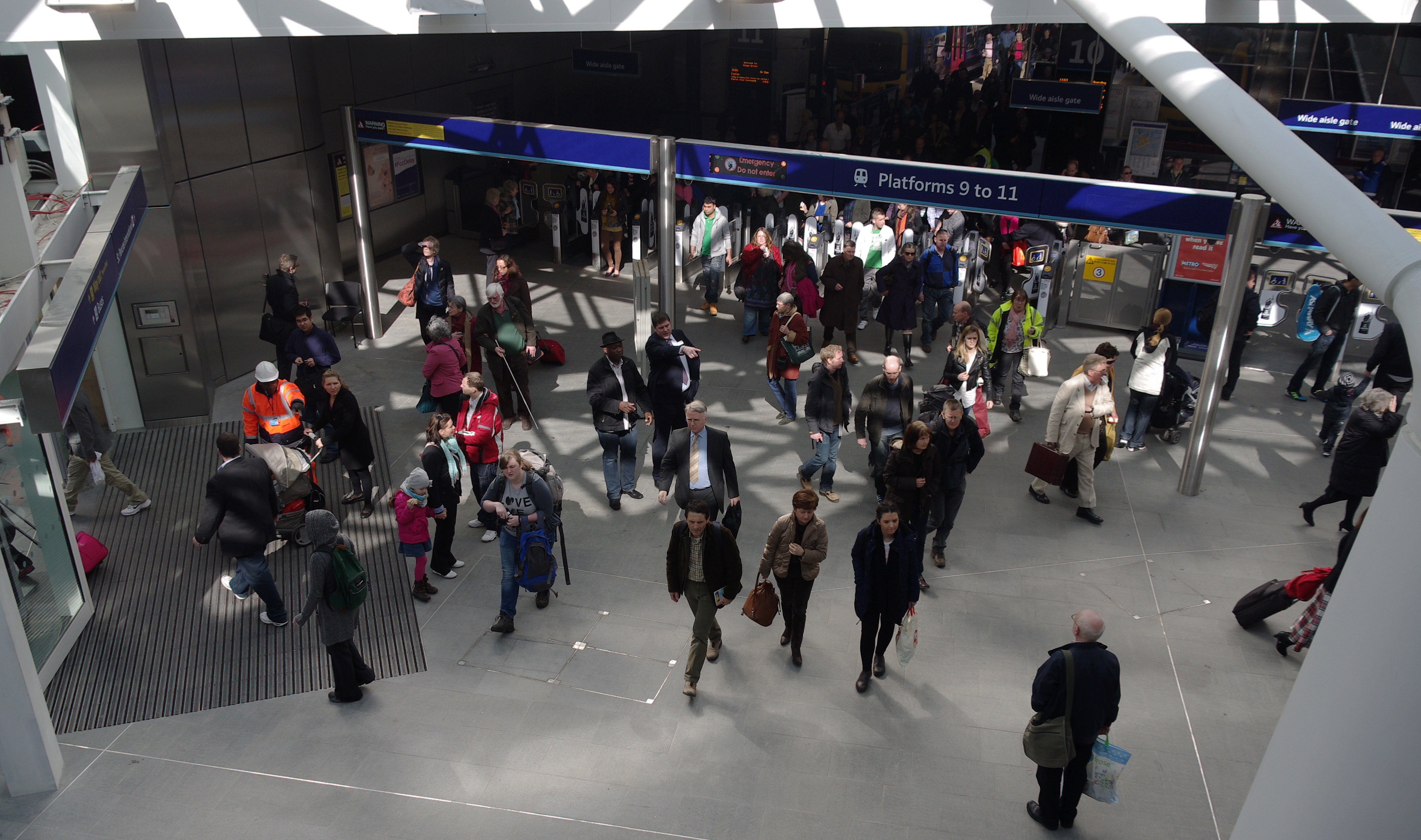 King's Cross railway station MMB 48
