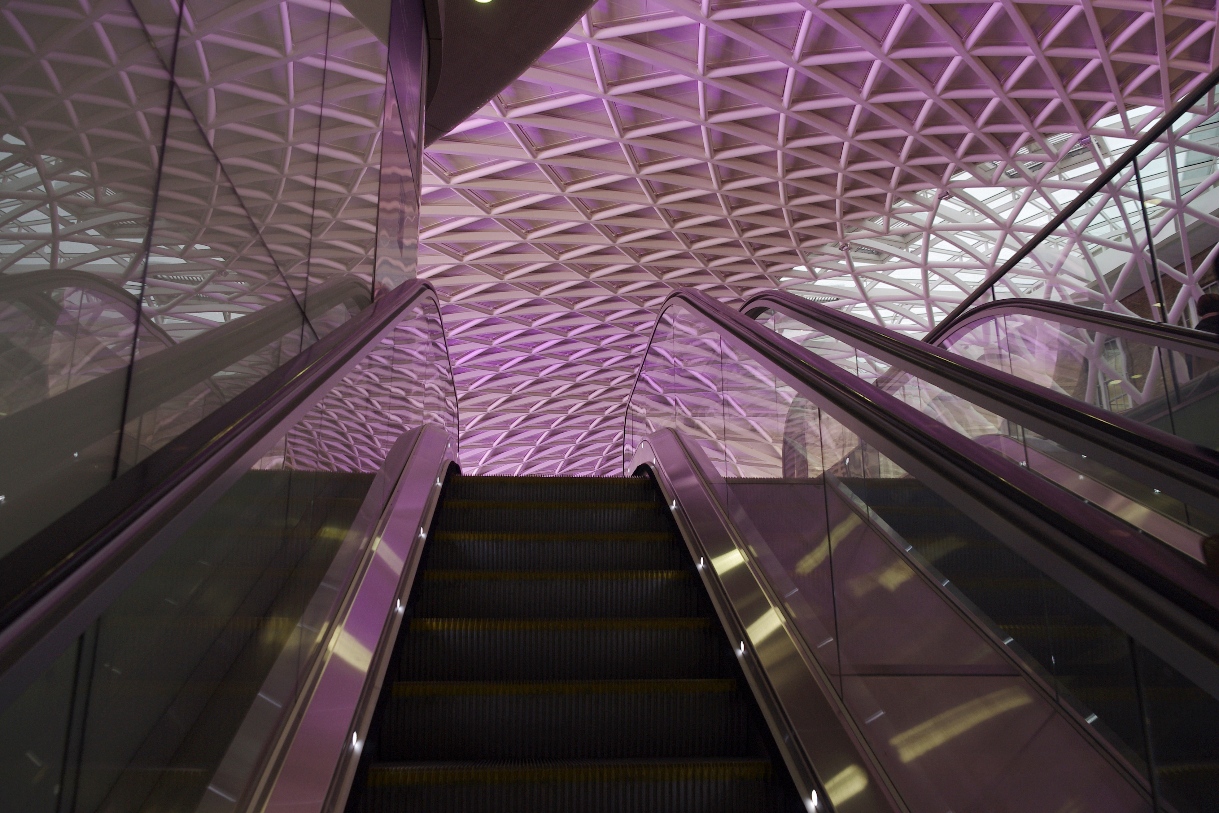 King's Cross railway station MMB 68