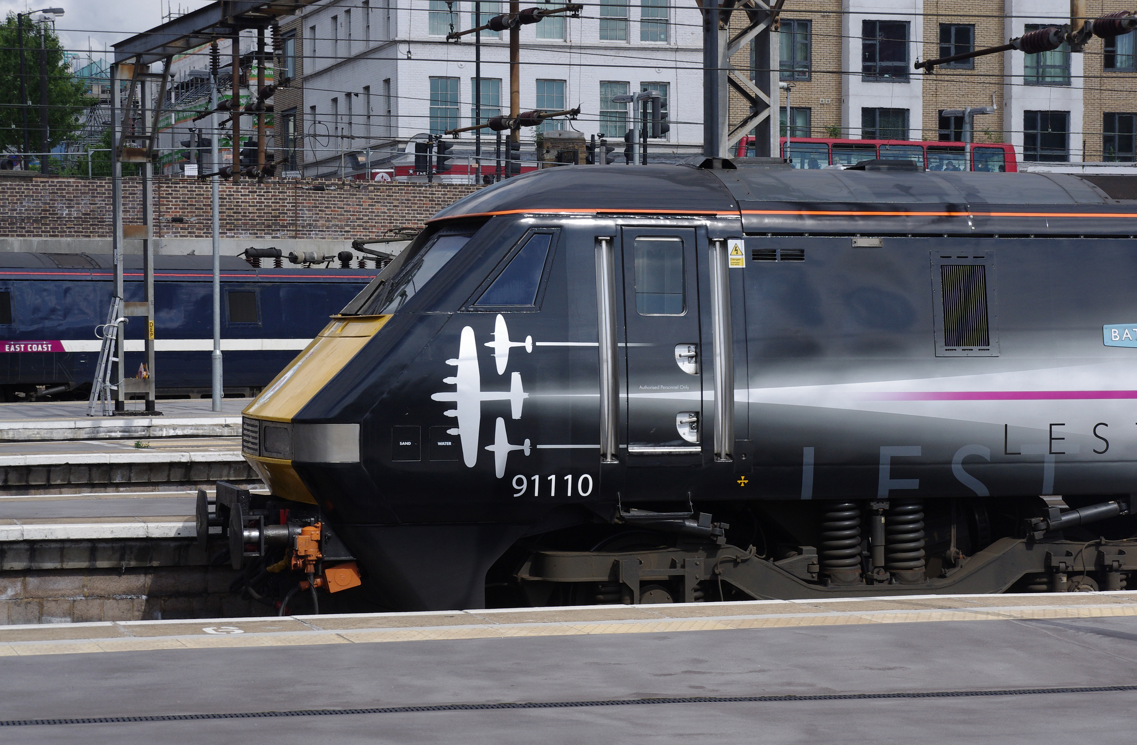 King's Cross railway station MMB 84 91110