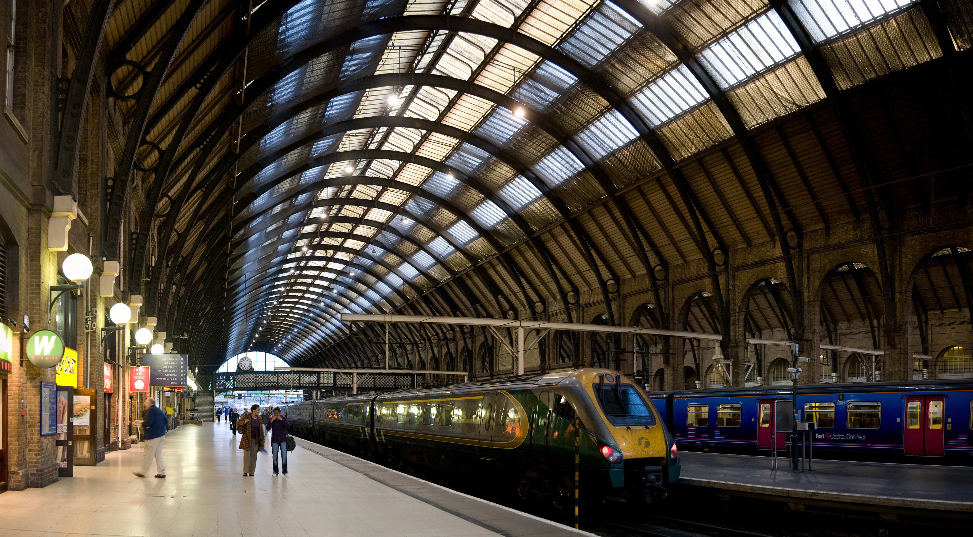 Kings Cross Station Platforms, London - Sept 2007