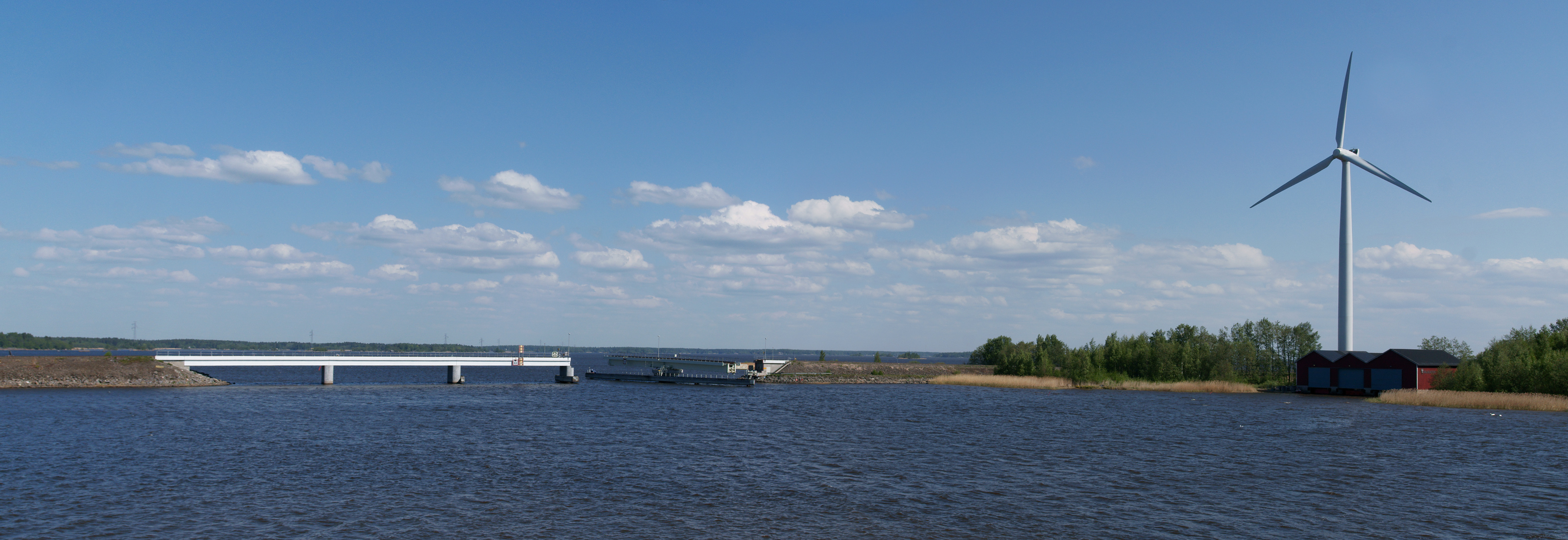 Kirrinsannan rautatiesilta panorama
