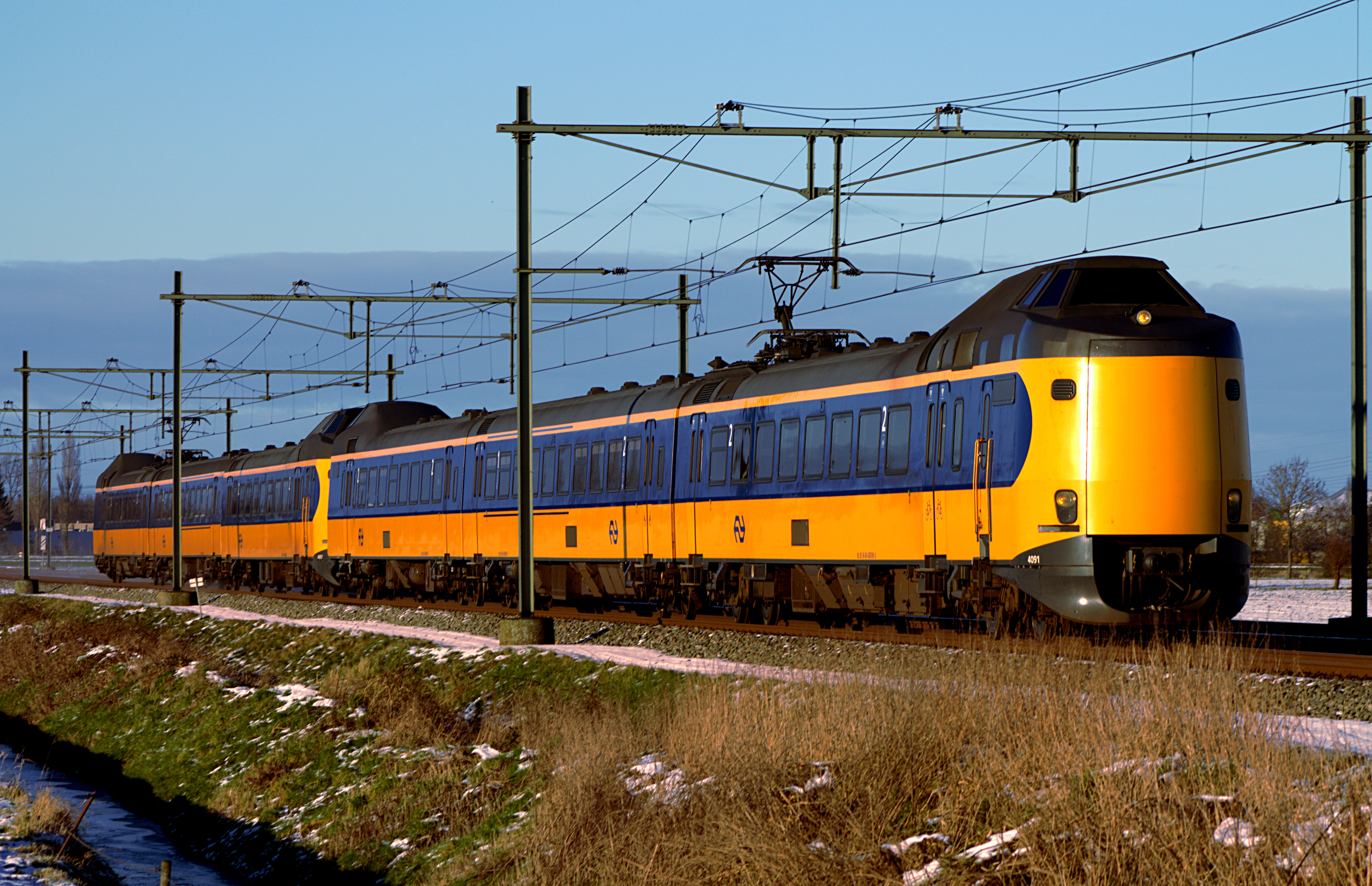 Koplopers 4091+4057 Haren