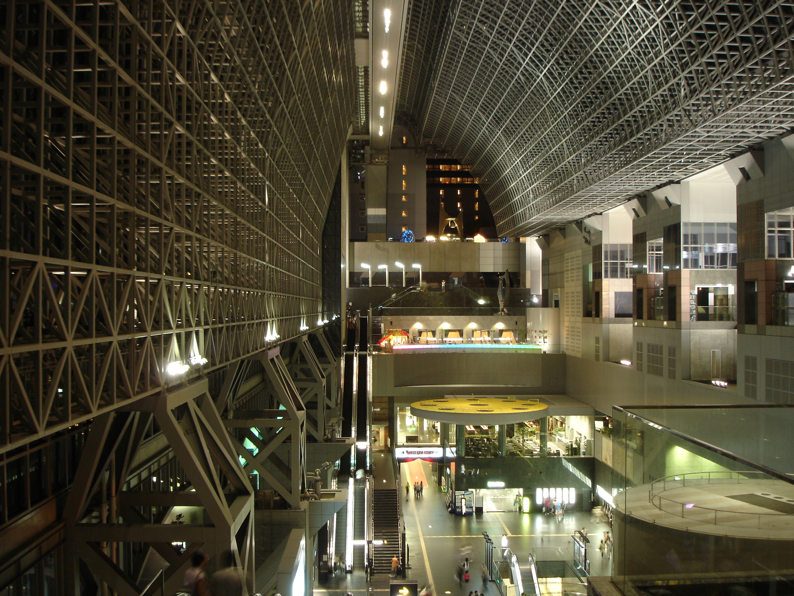 Kyoto train station - DSC06654