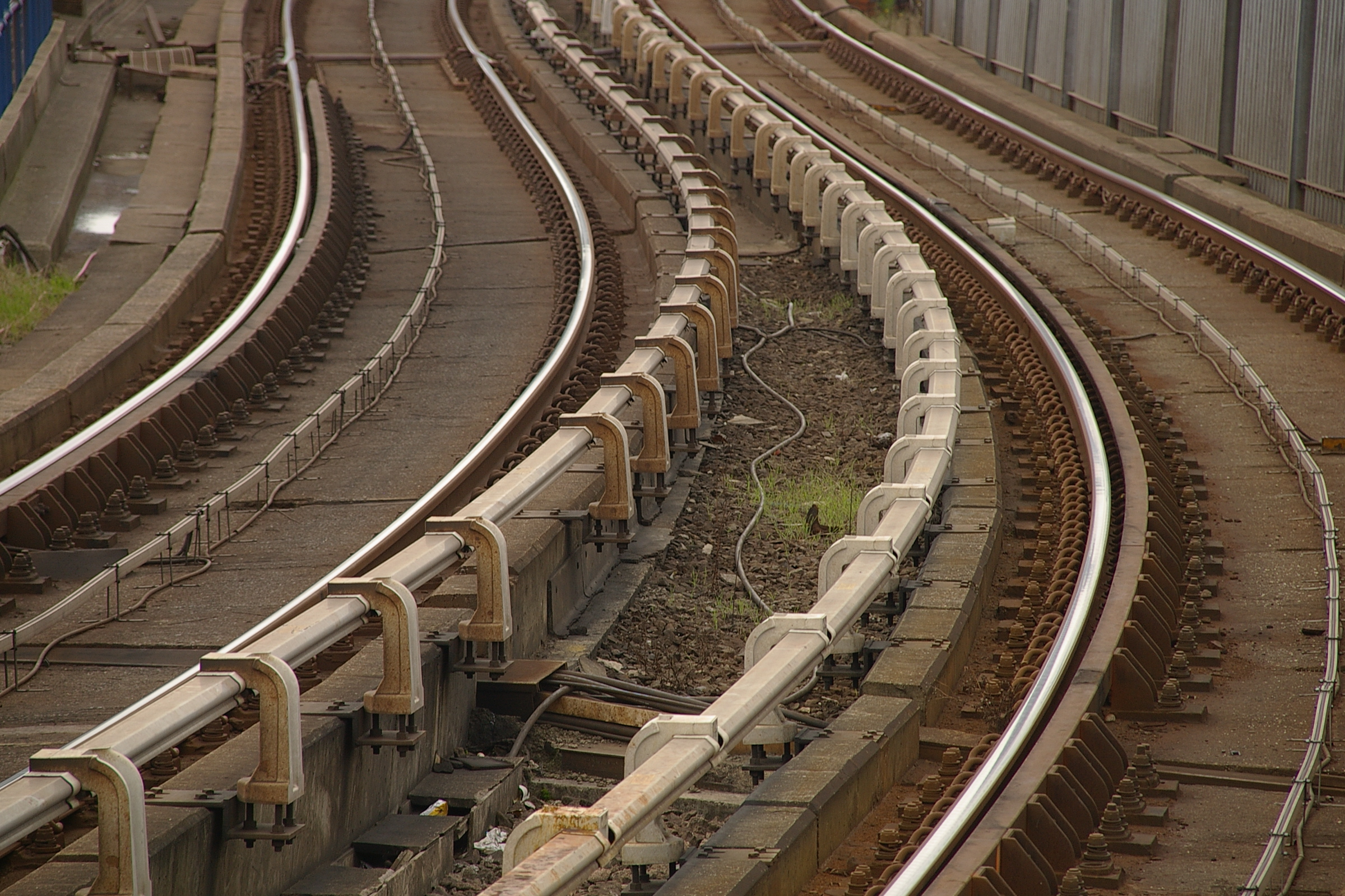 Limehouse station MMB 02