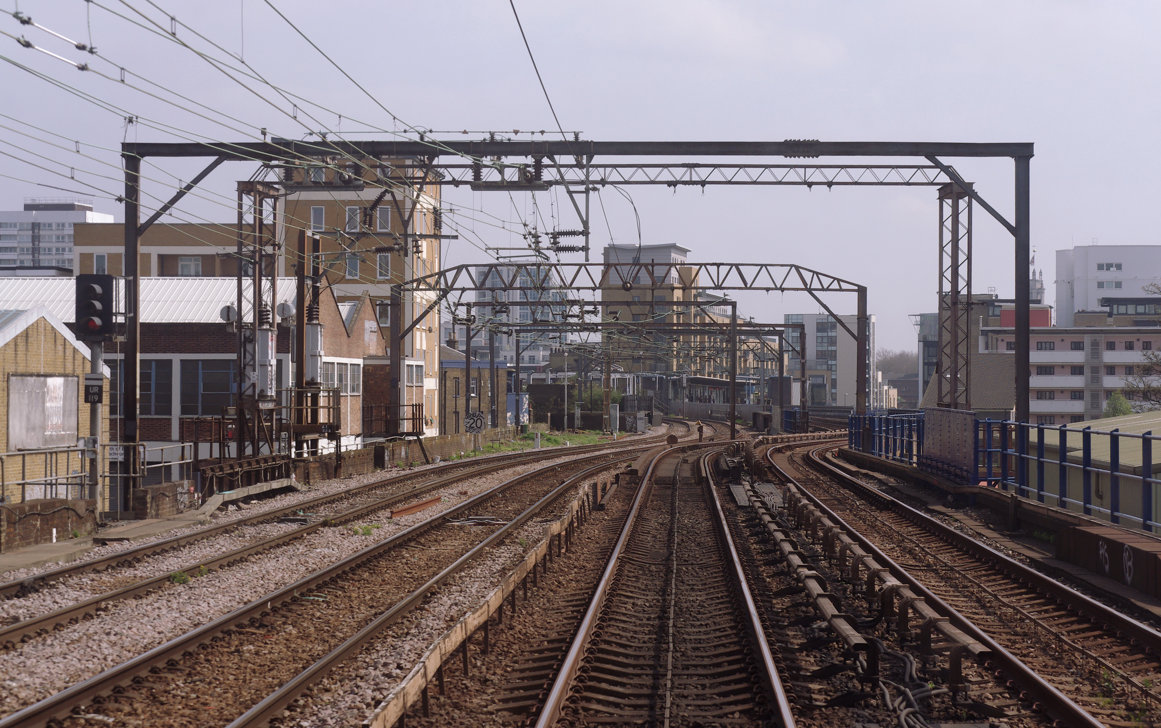 Limehouse station MMB 15