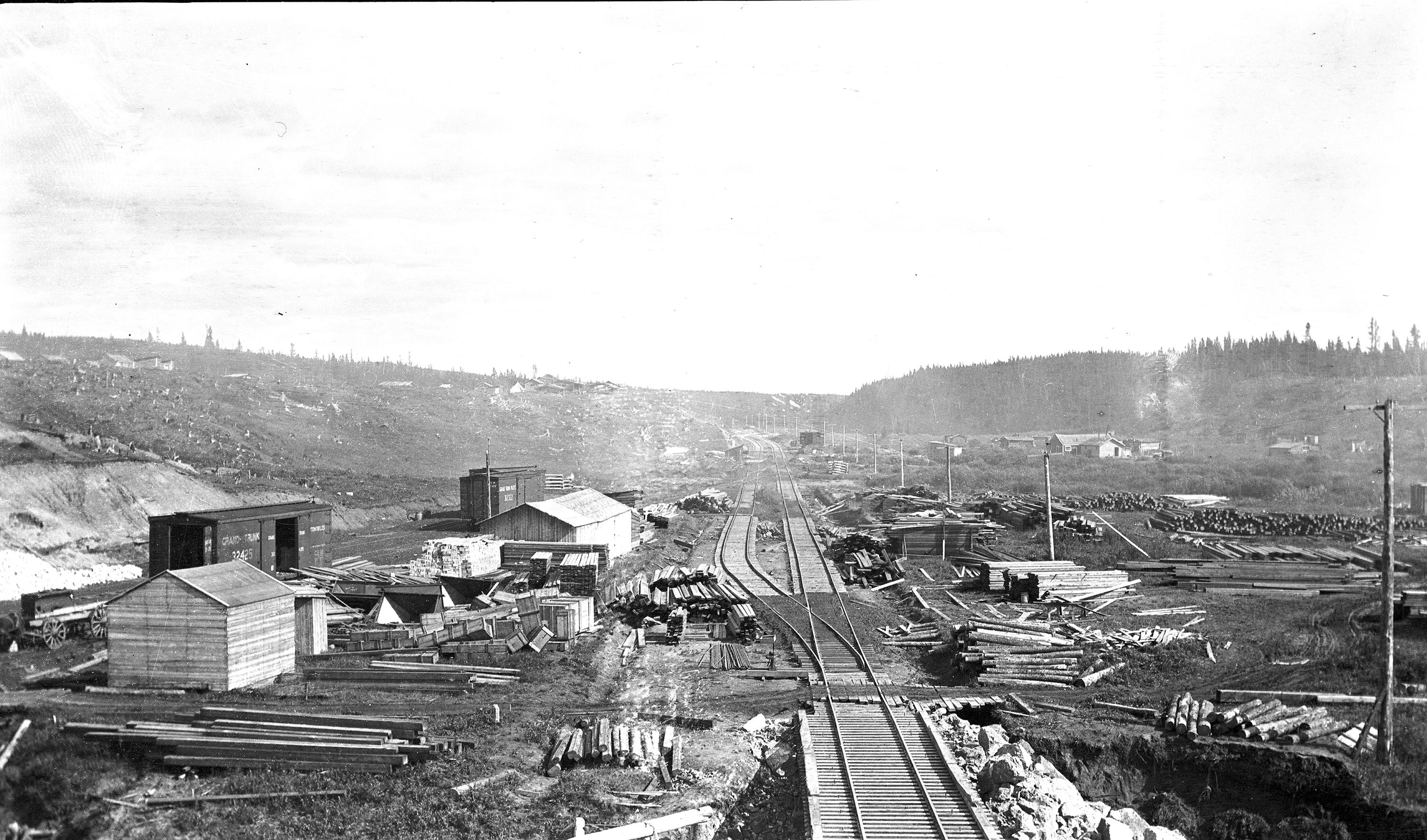 Lumber yard (13084854013)