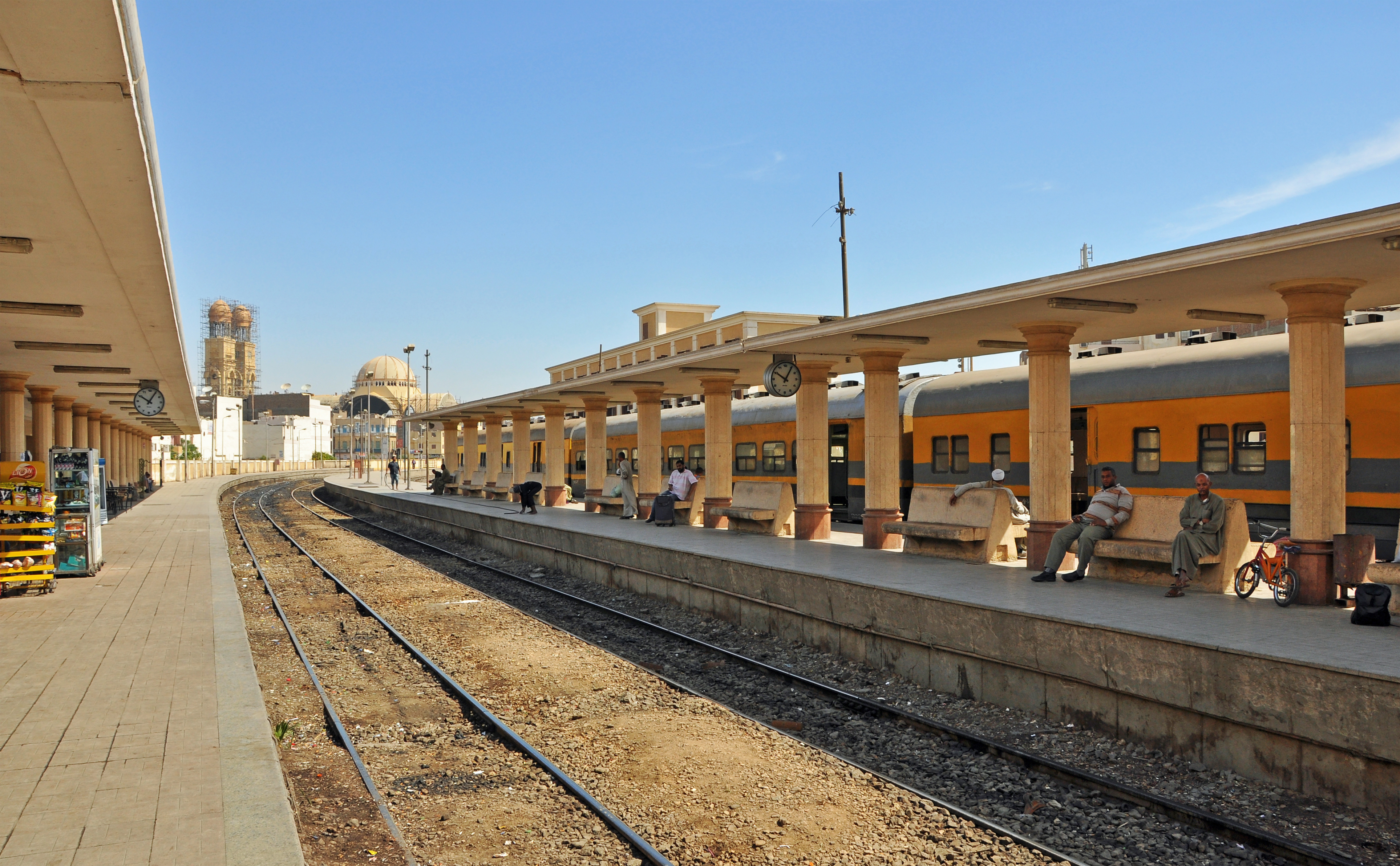 Luxor Train Station R01