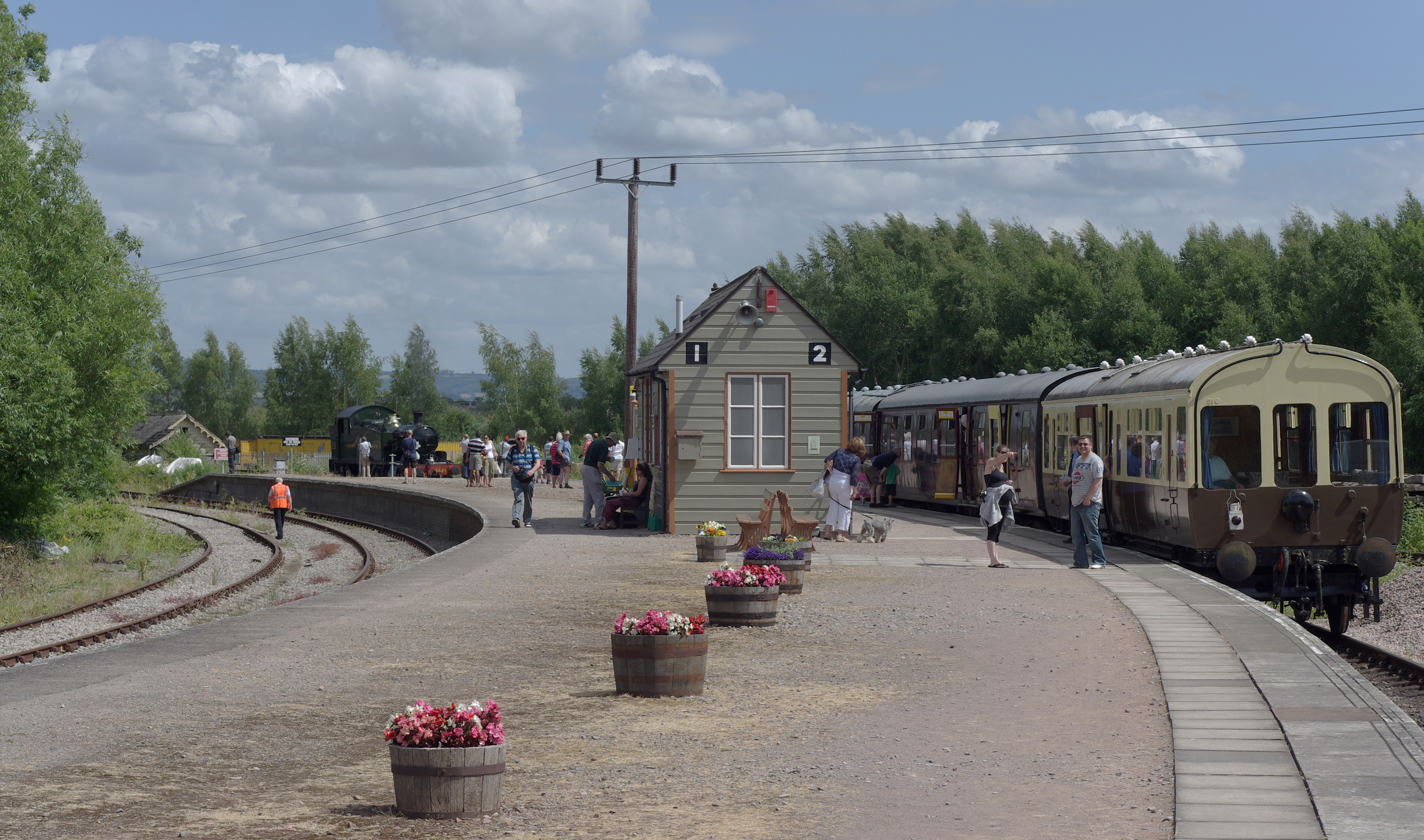 Lydney Junction railway station MMB 04 5521