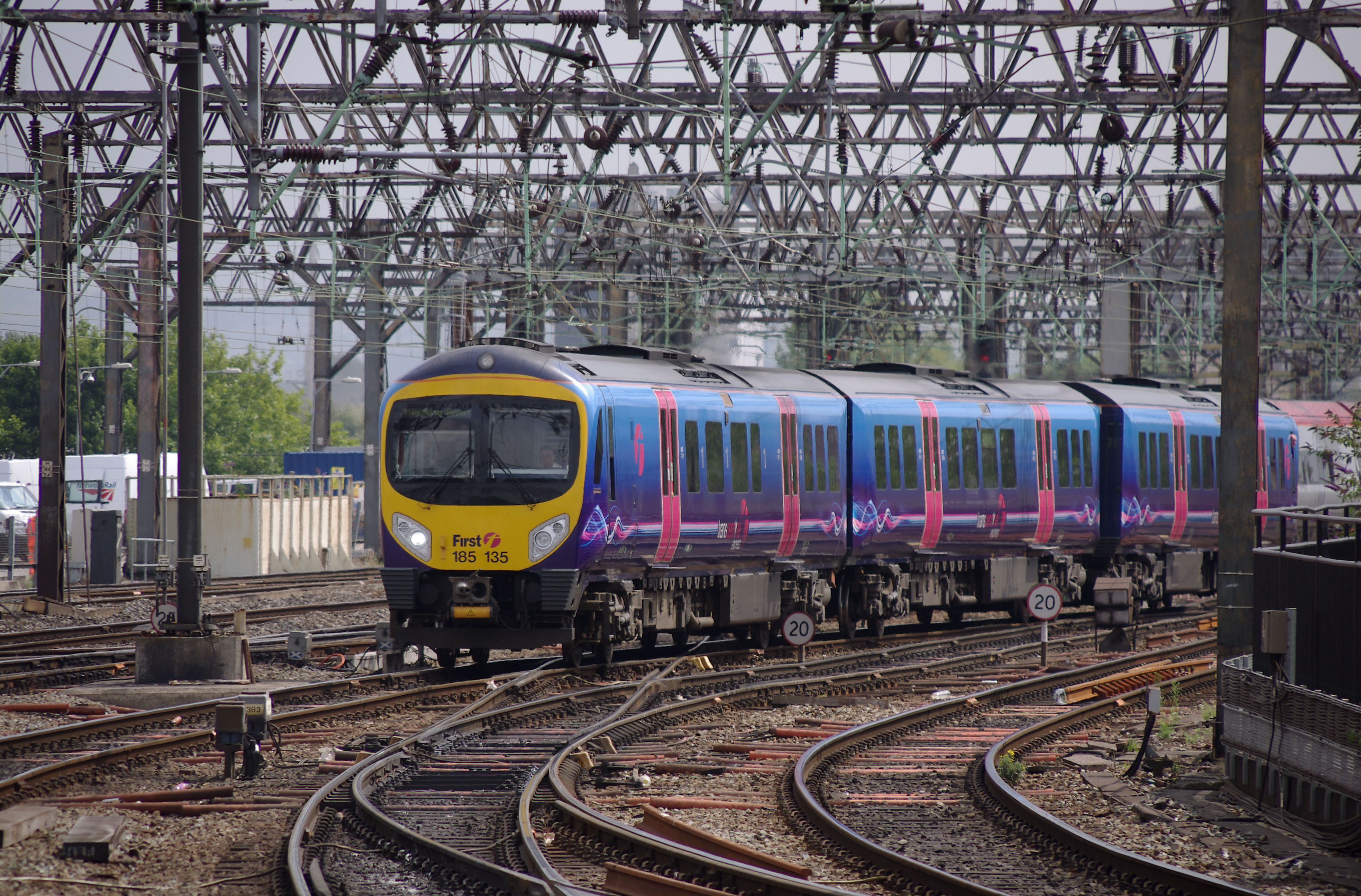 Manchester Piccadilly station MMB 22 185135