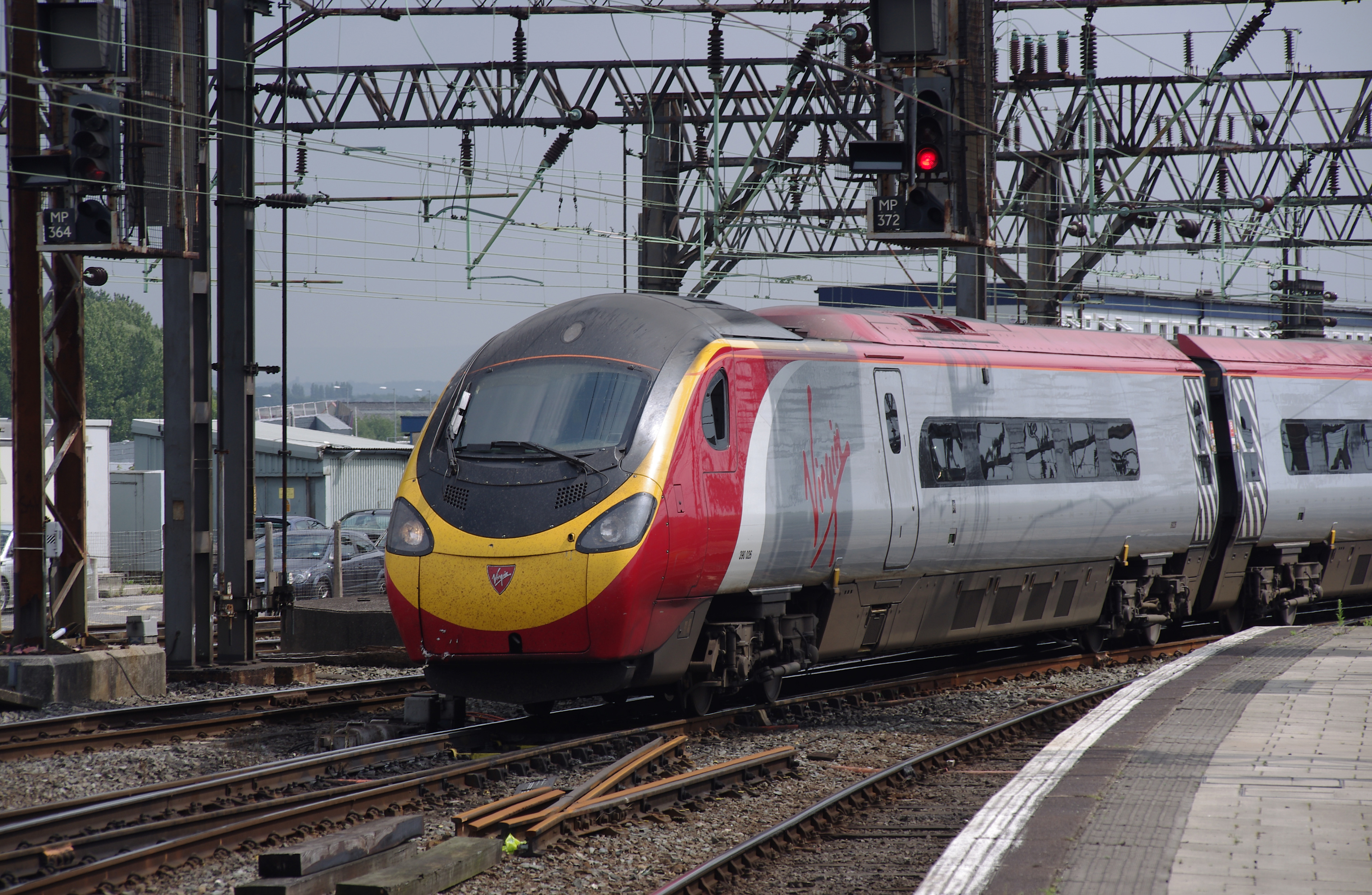 Manchester Piccadilly station MMB 25 390026